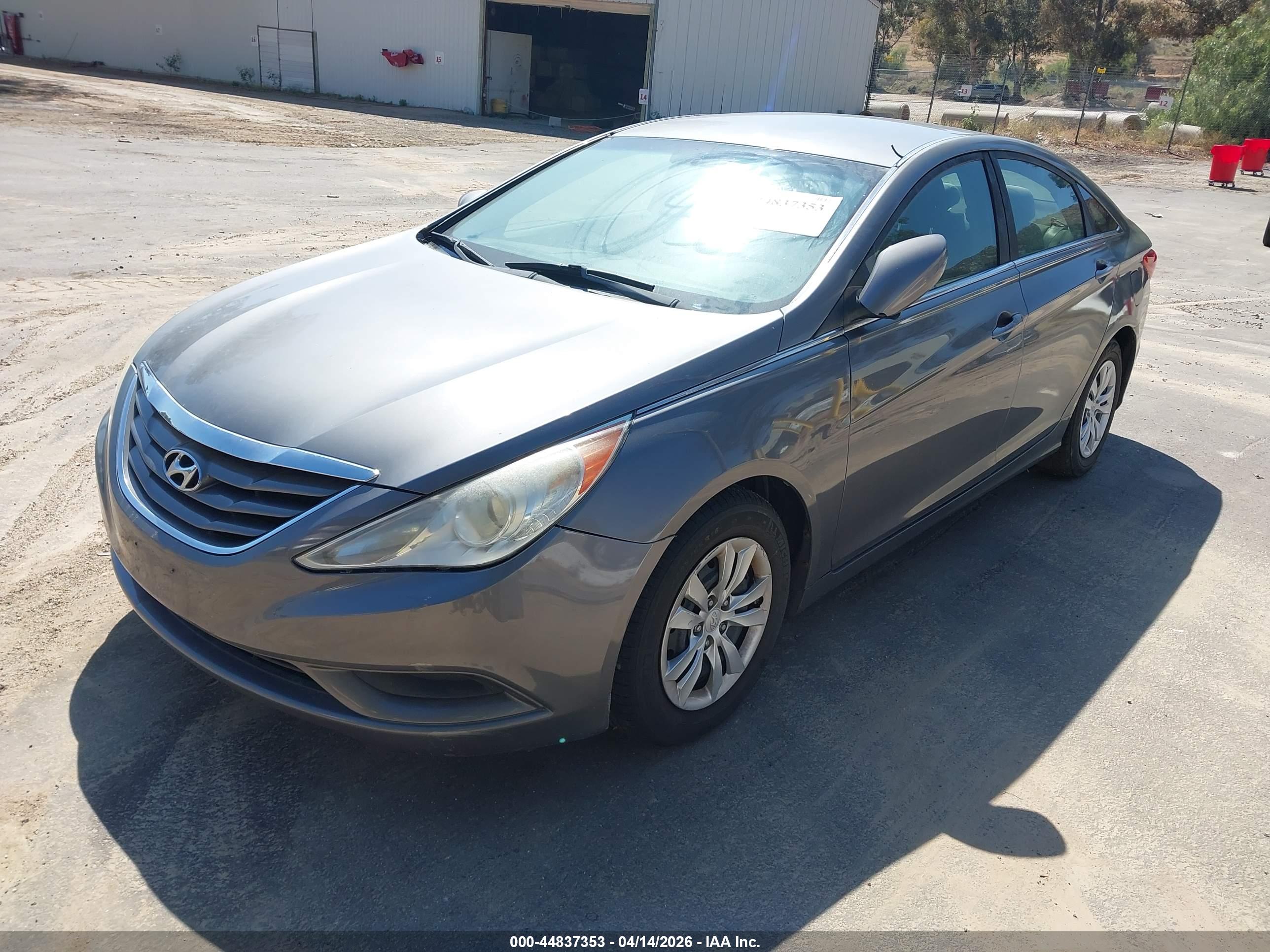 HYUNDAI SONATA image 2