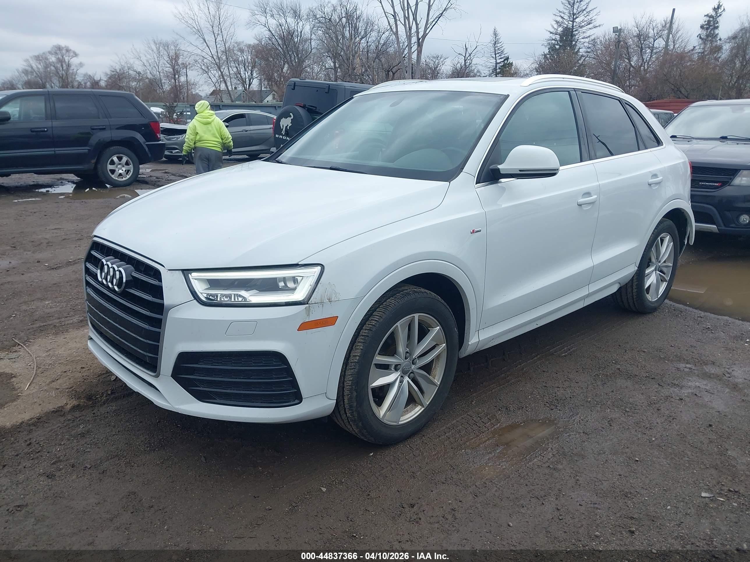 AUDI Q3 image 2
