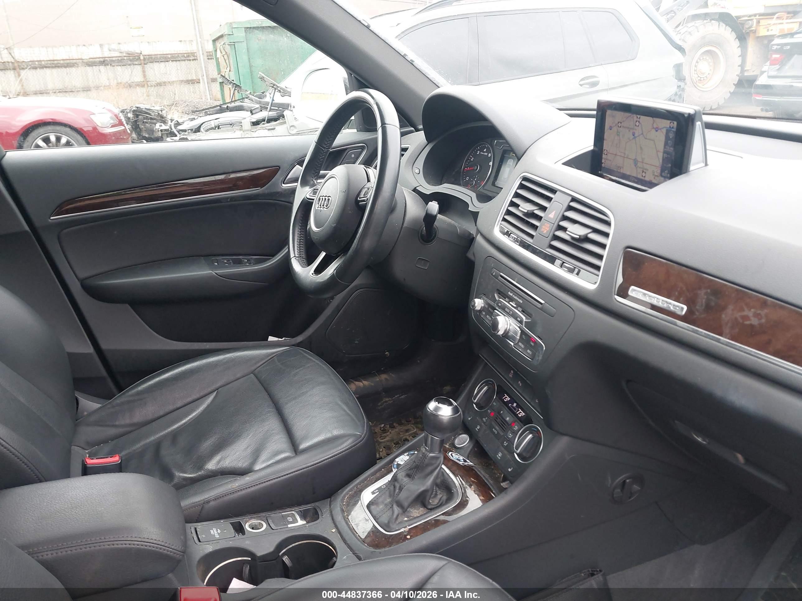 AUDI Q3 image 5
