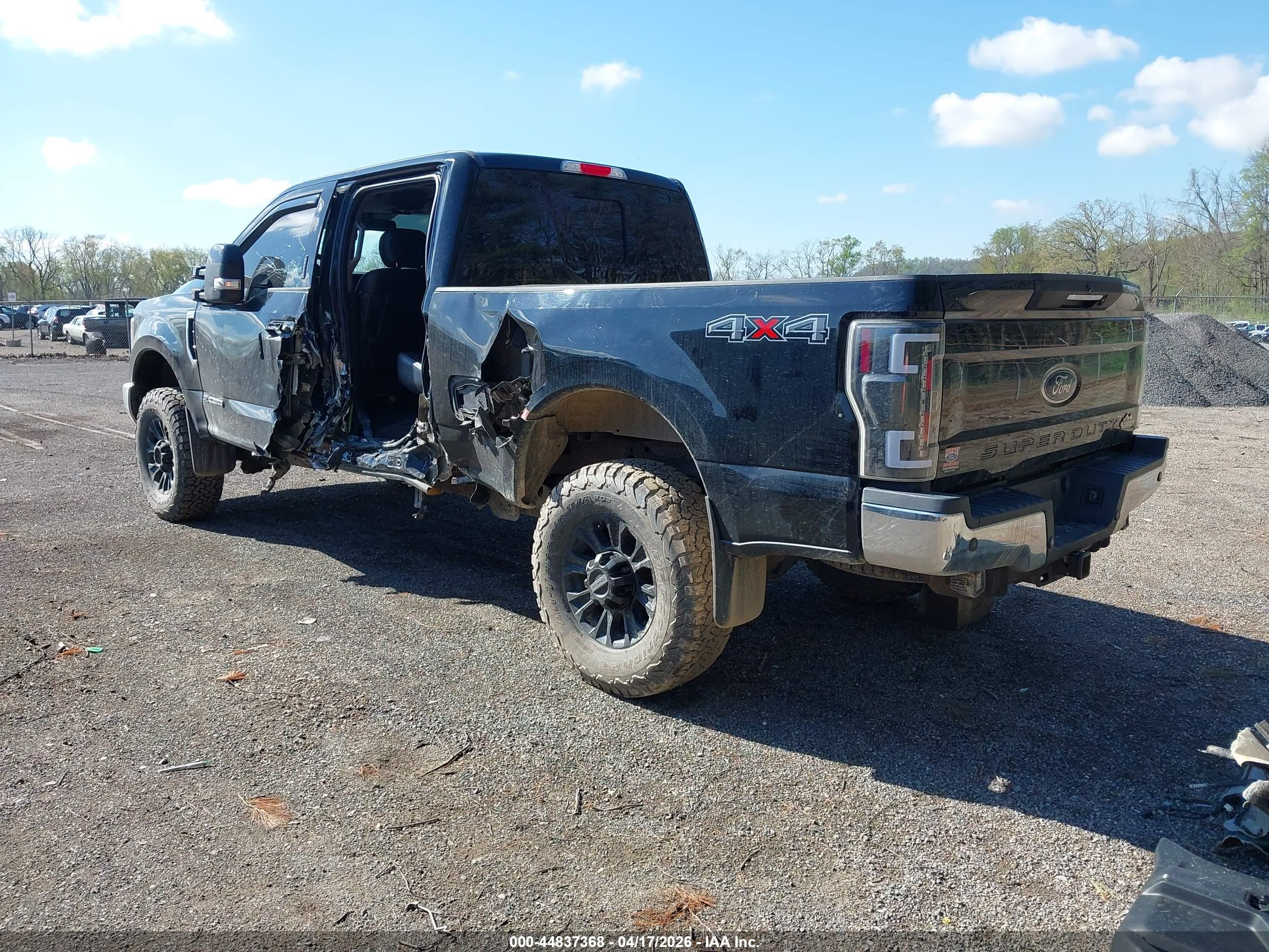 FORD F-250 image 3