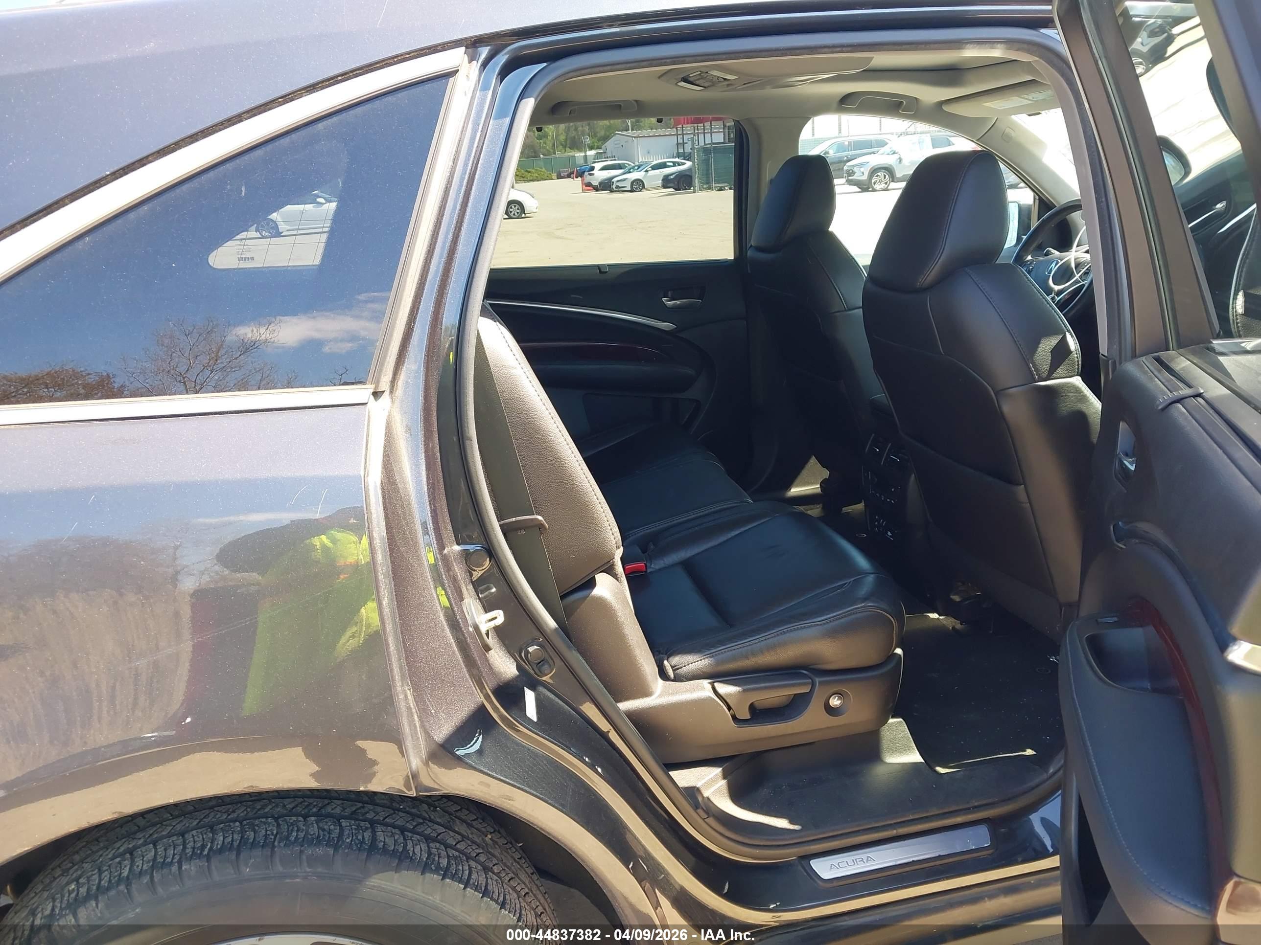 ACURA MDX image 8