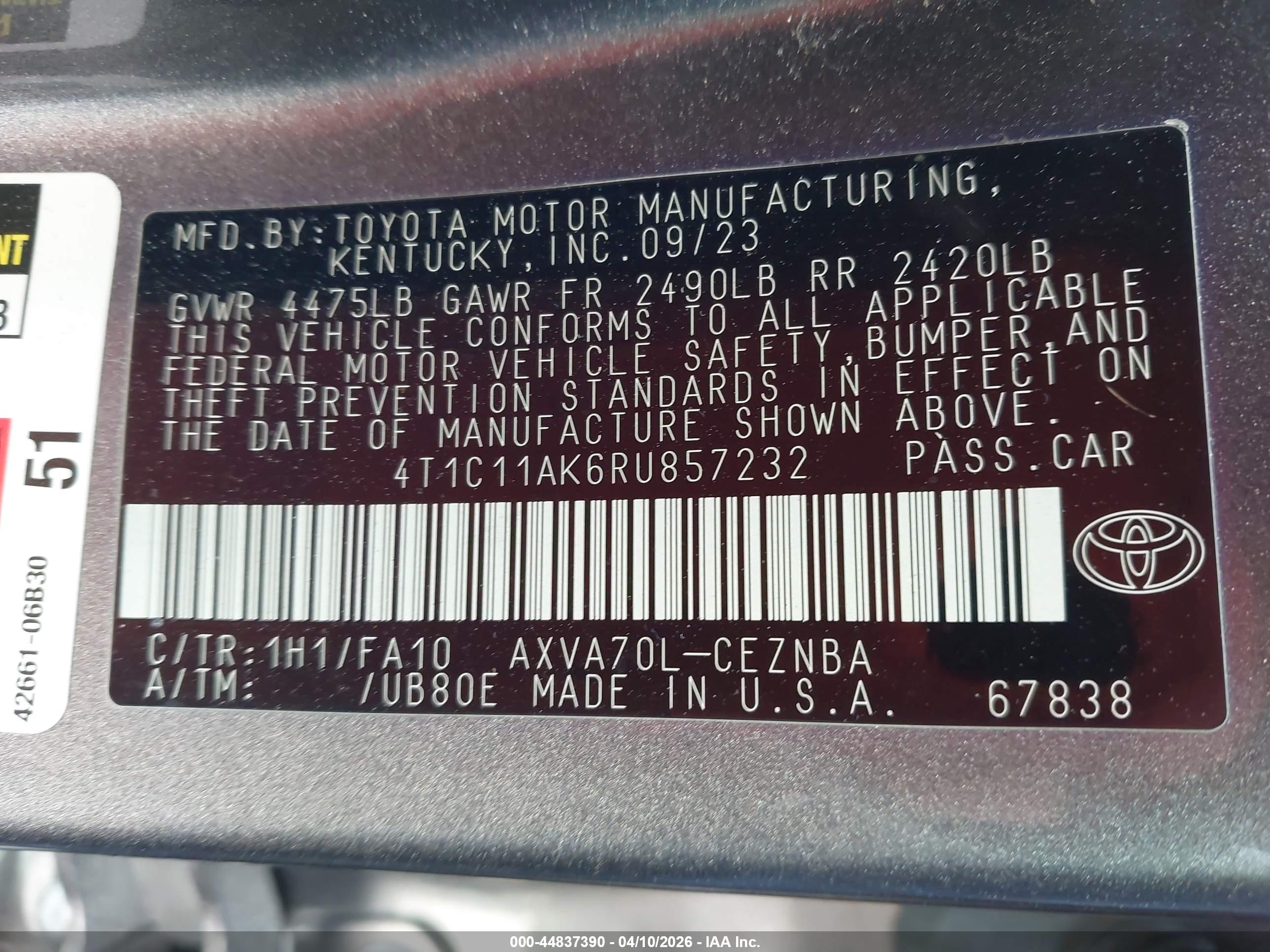TOYOTA CAMRY image 9