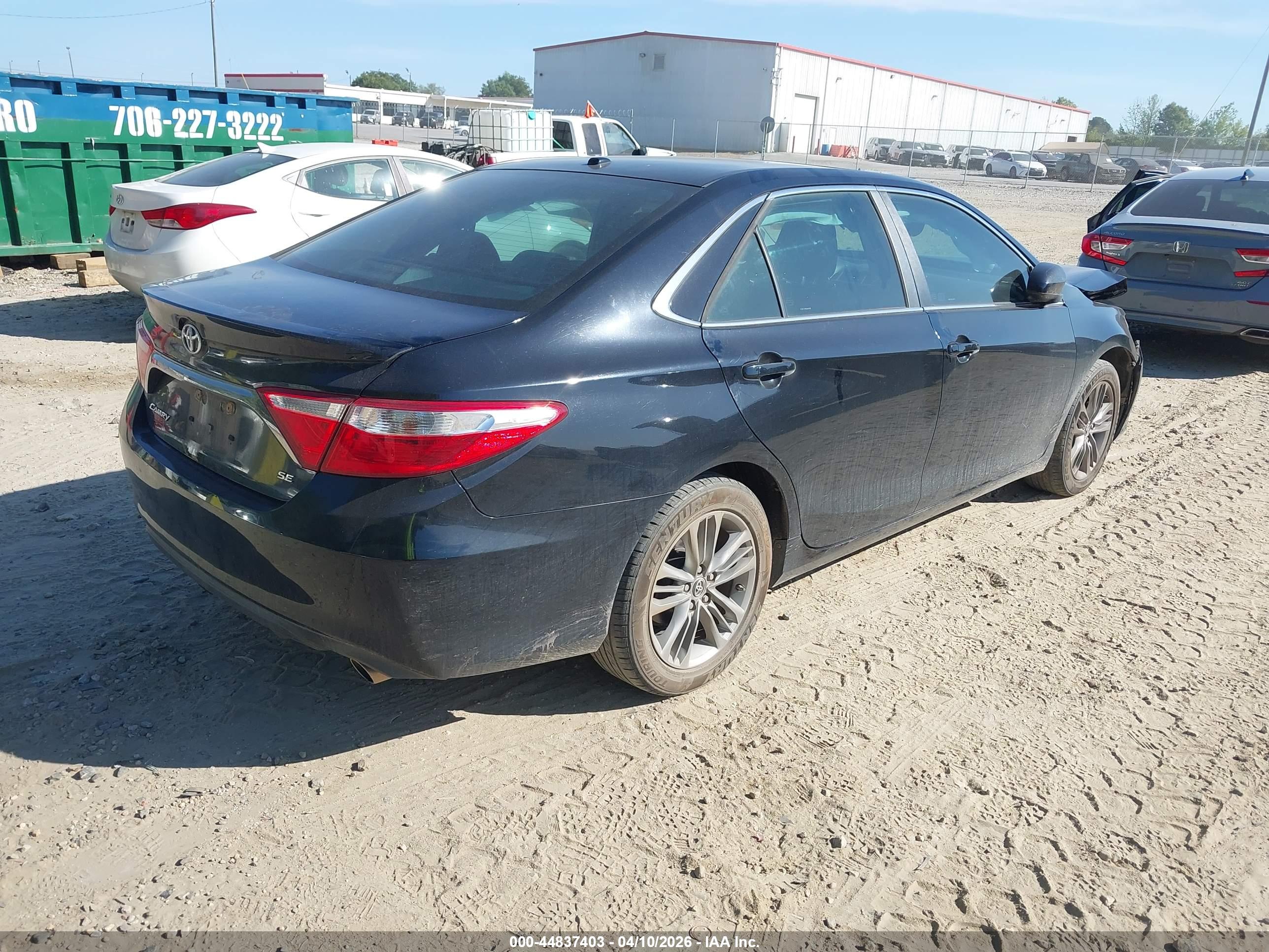 TOYOTA CAMRY image 4