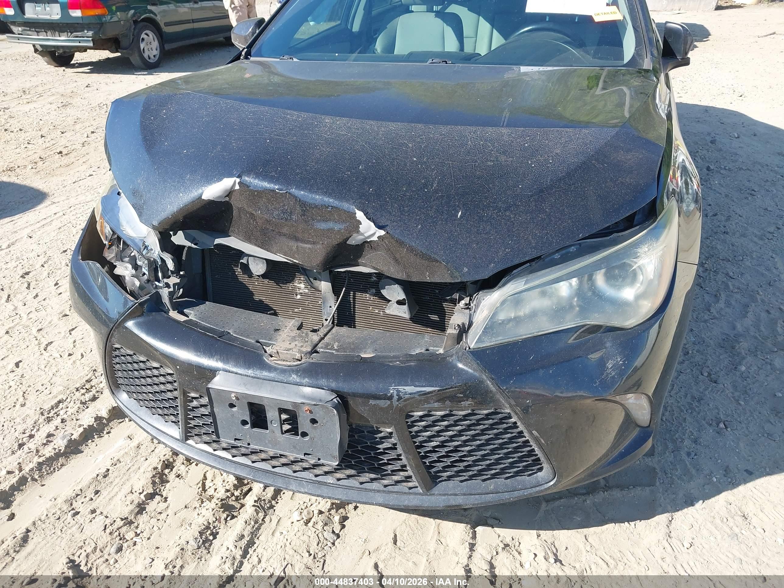 TOYOTA CAMRY image 6