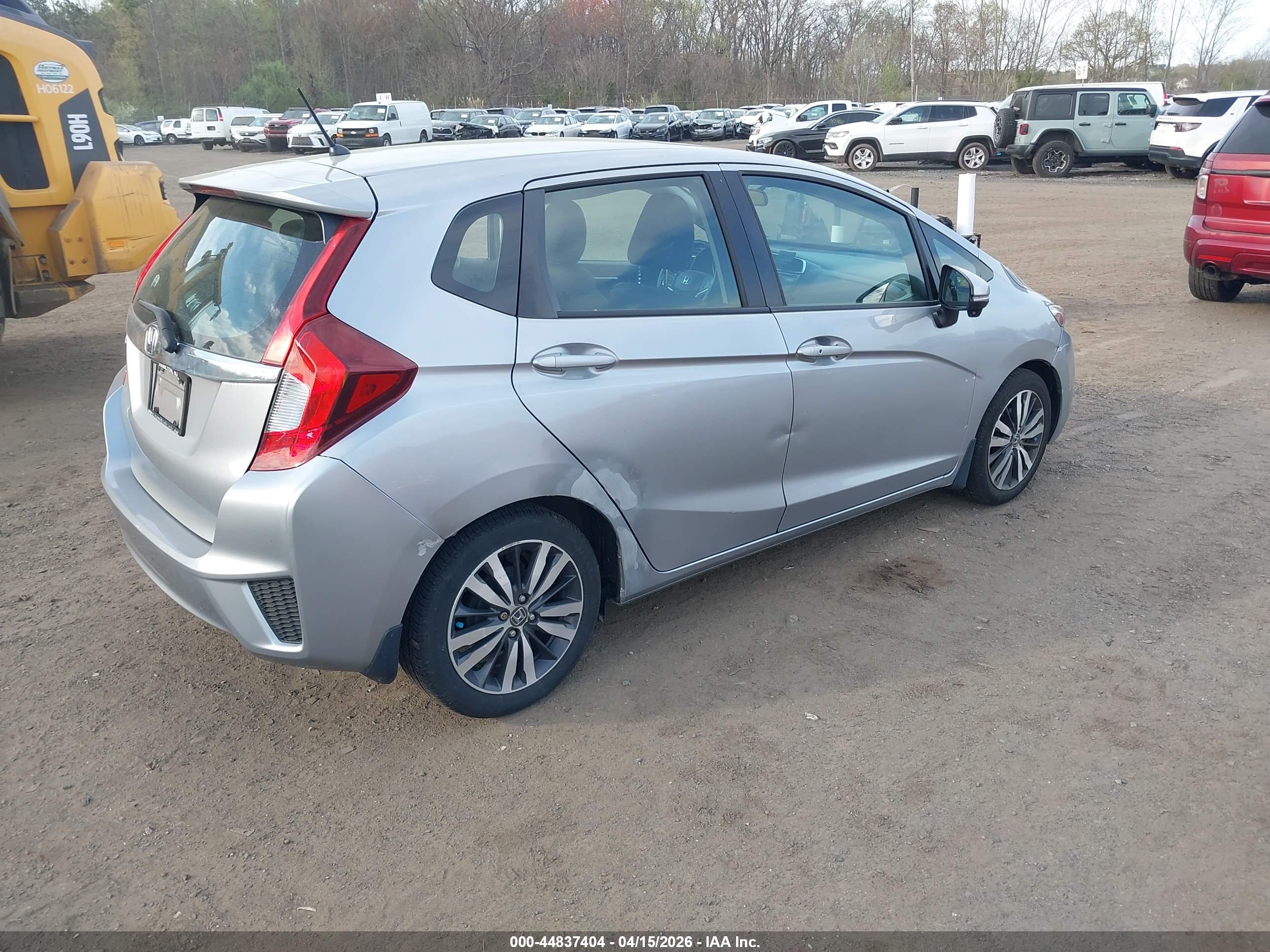 HONDA FIT image 4