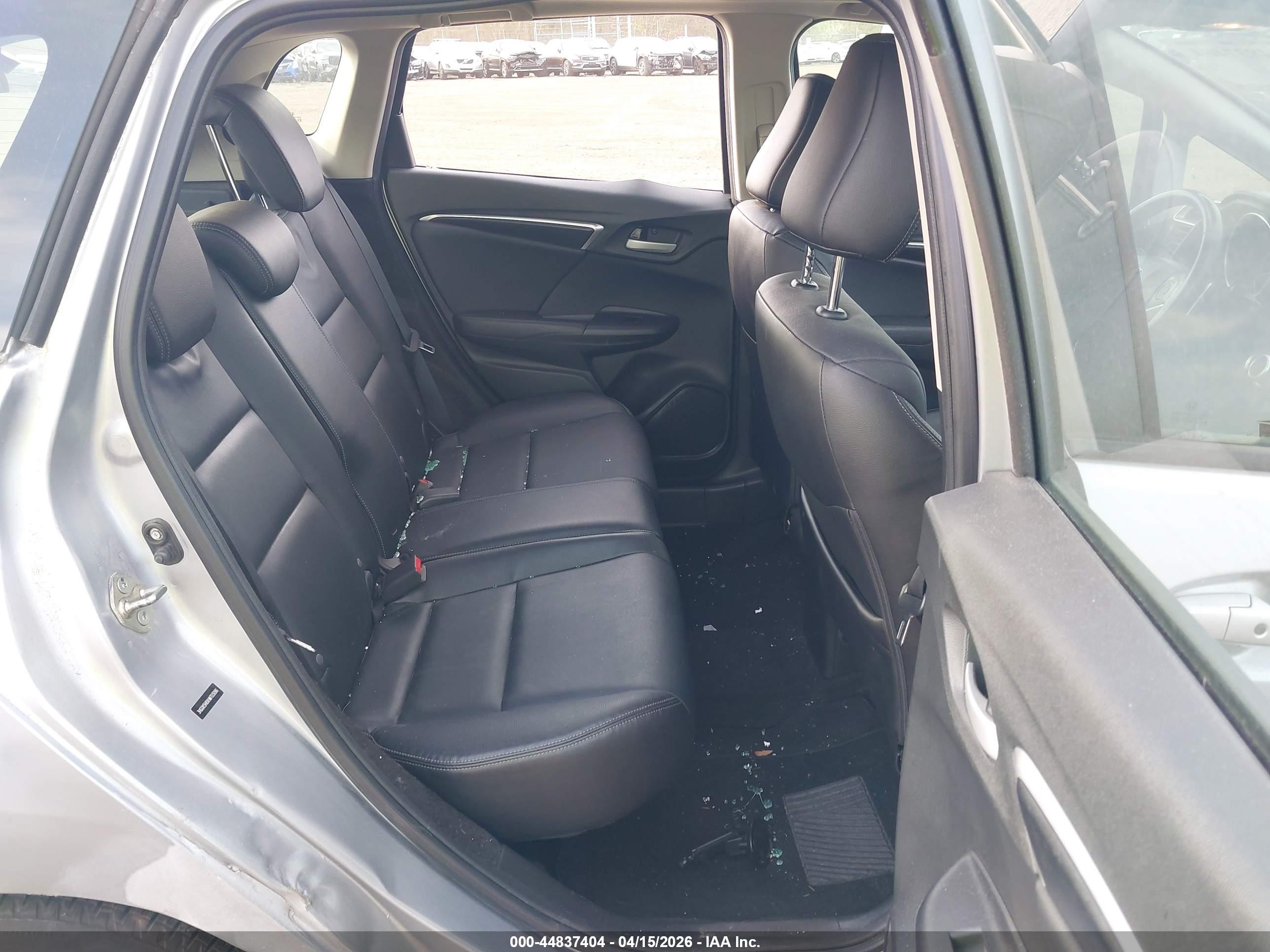HONDA FIT image 8