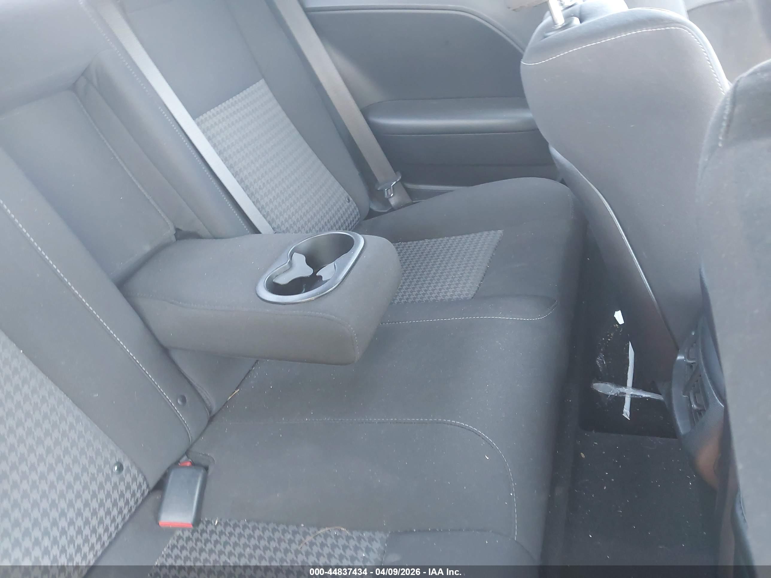 DODGE CHALLENGER image 8