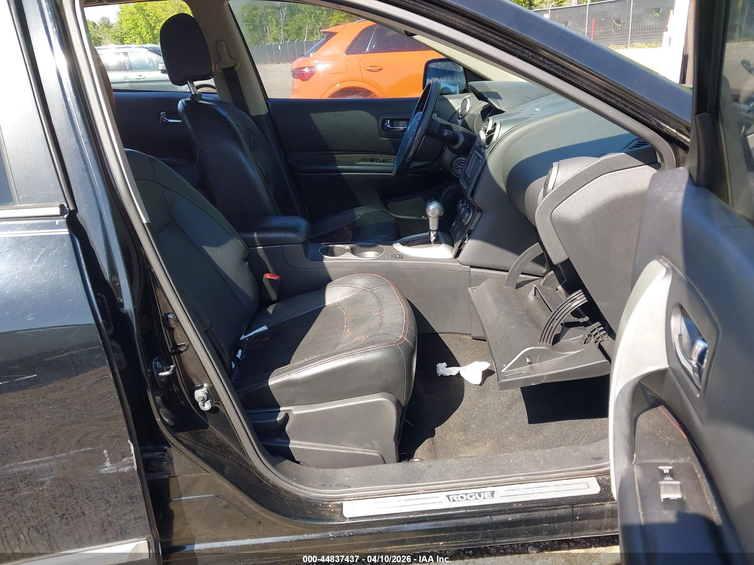 NISSAN ROGUE image 5