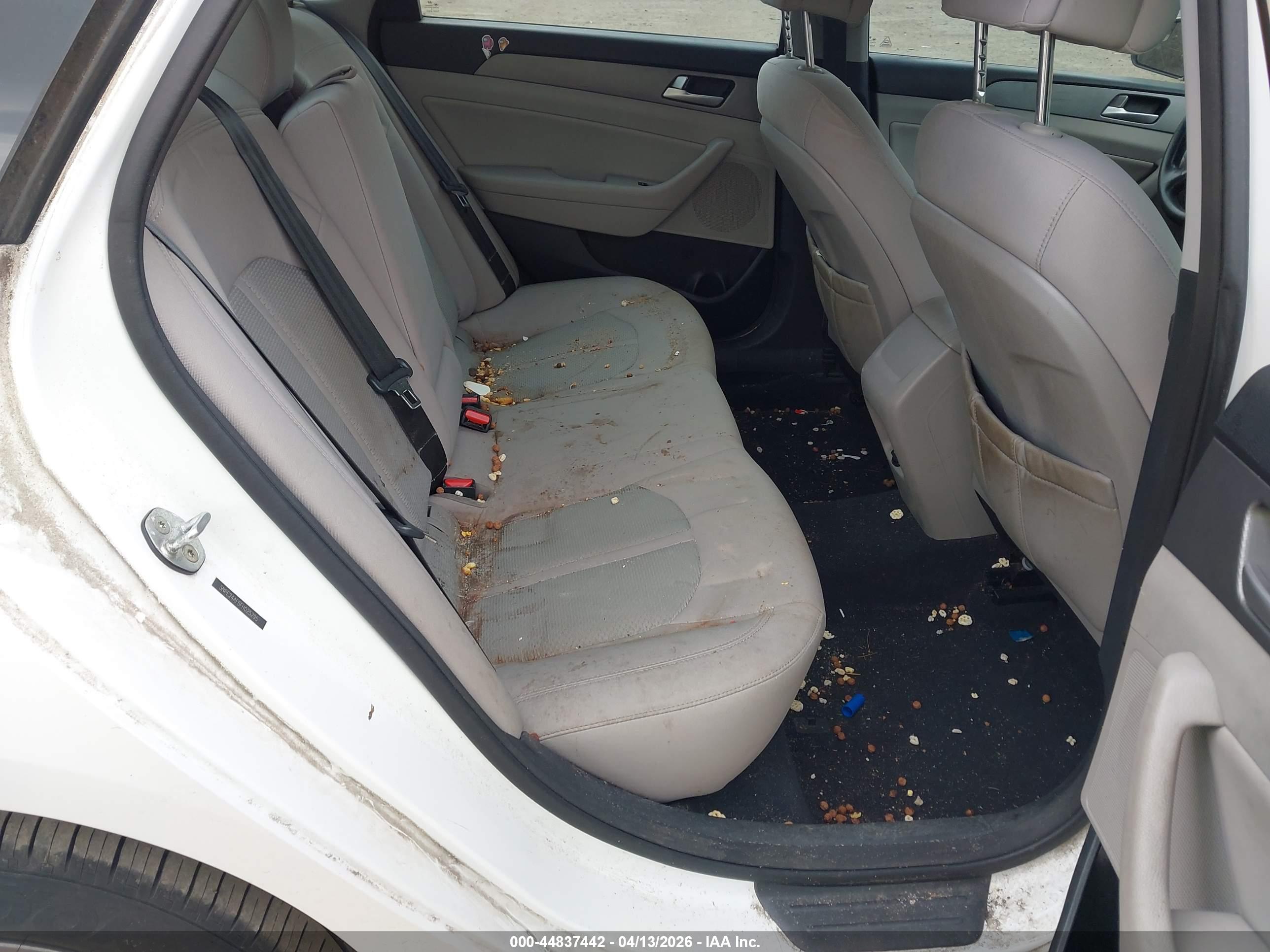 HYUNDAI SONATA image 8