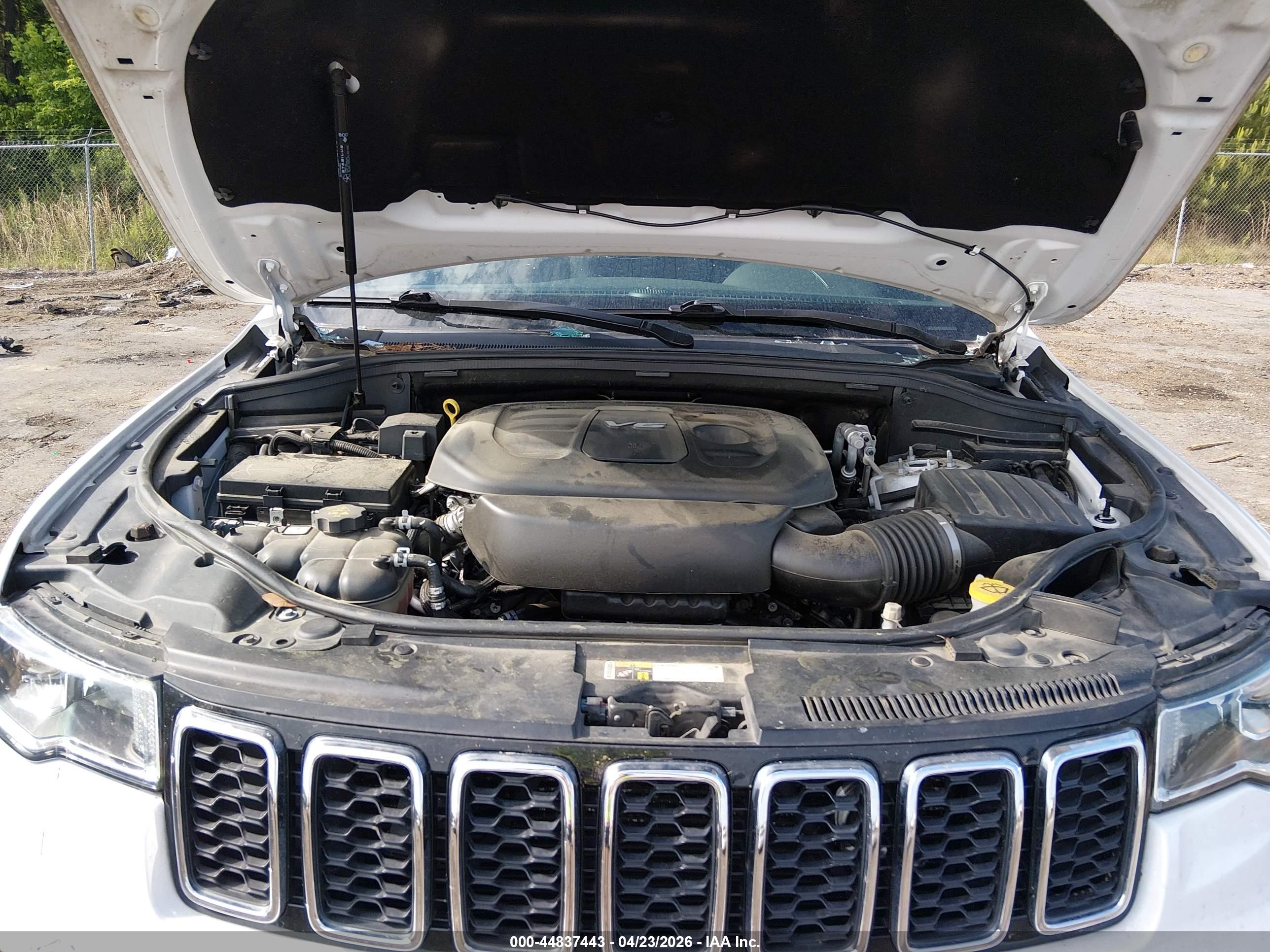 JEEP GRAND image 10