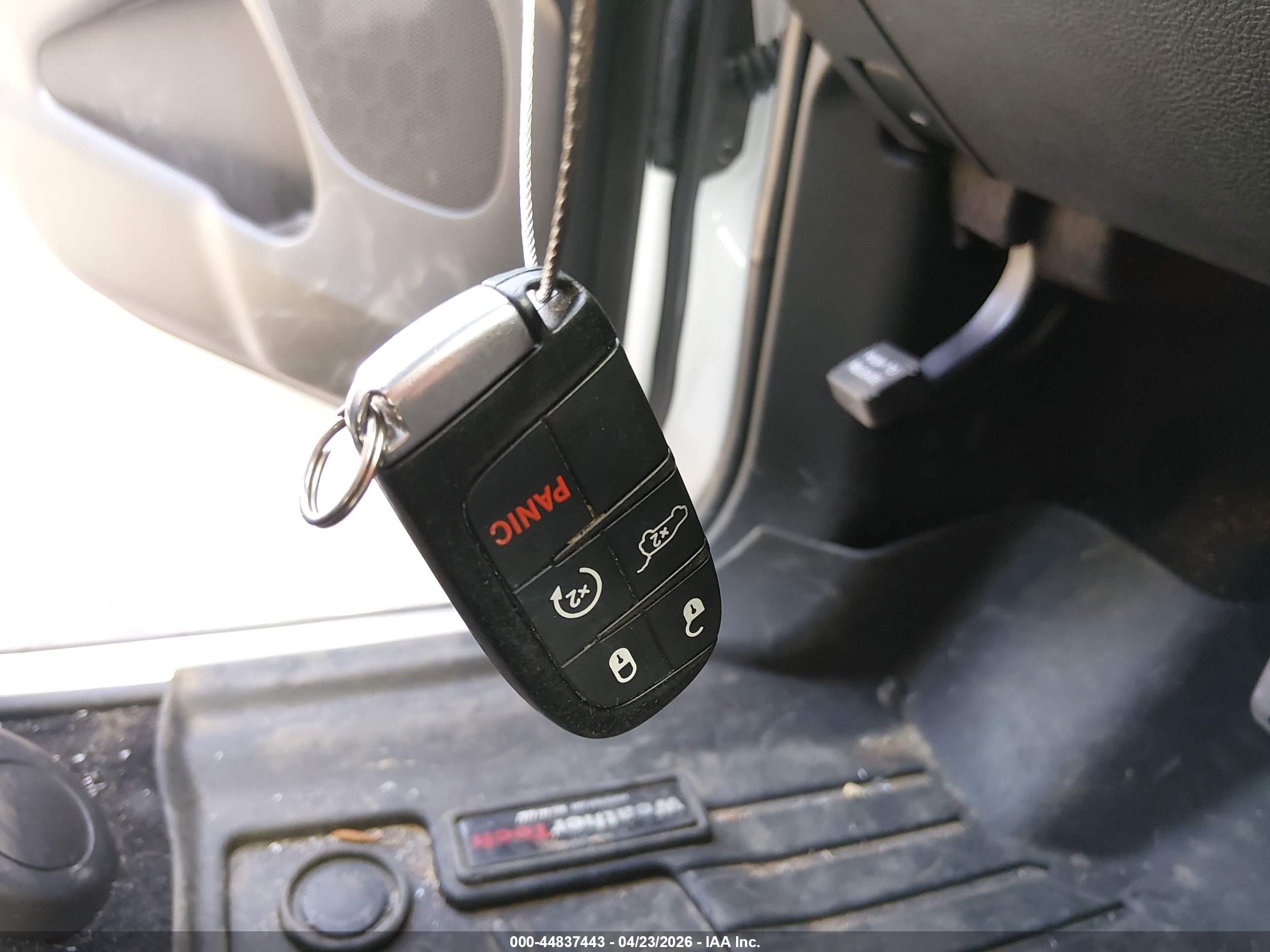JEEP GRAND image 11