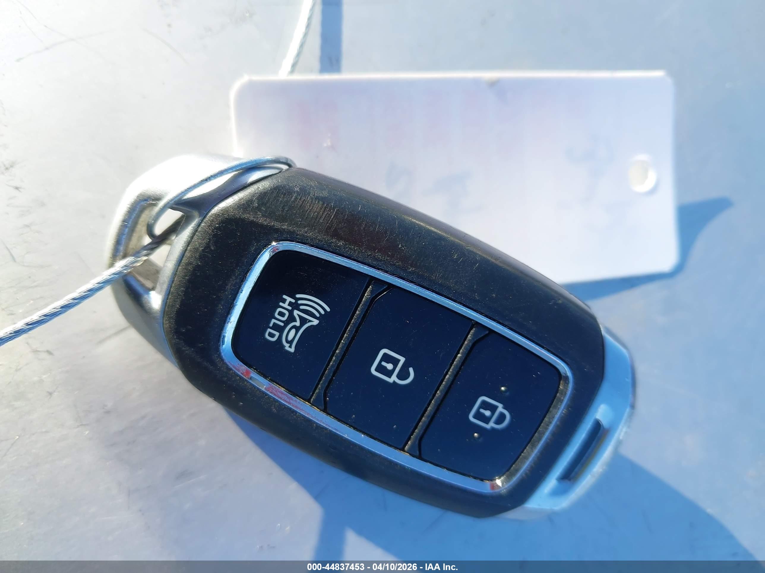 HYUNDAI SANTA image 11