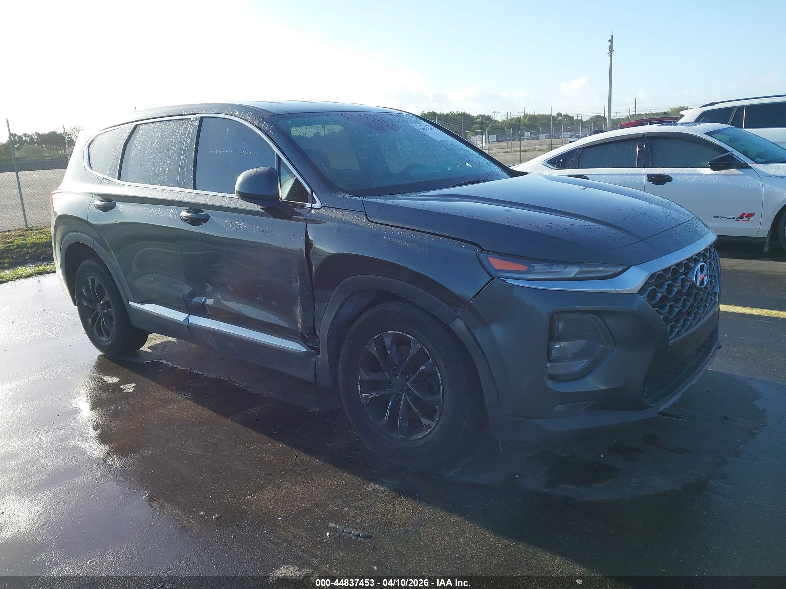 HYUNDAI SANTA image 6