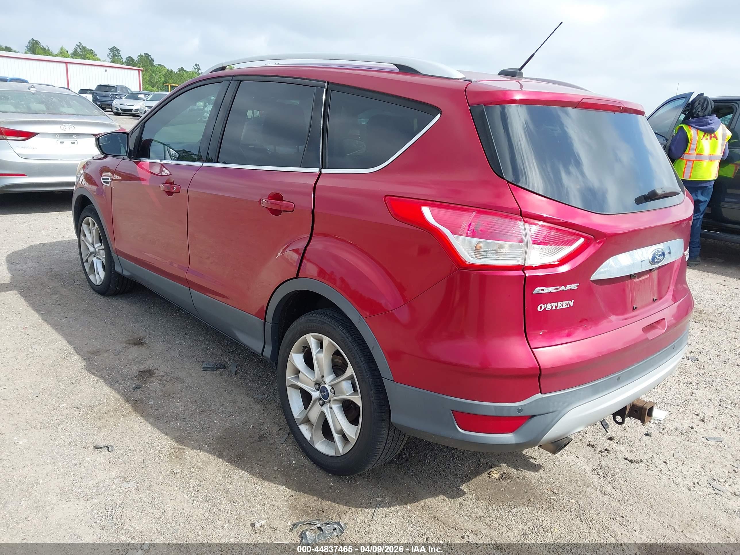 FORD ESCAPE image 3