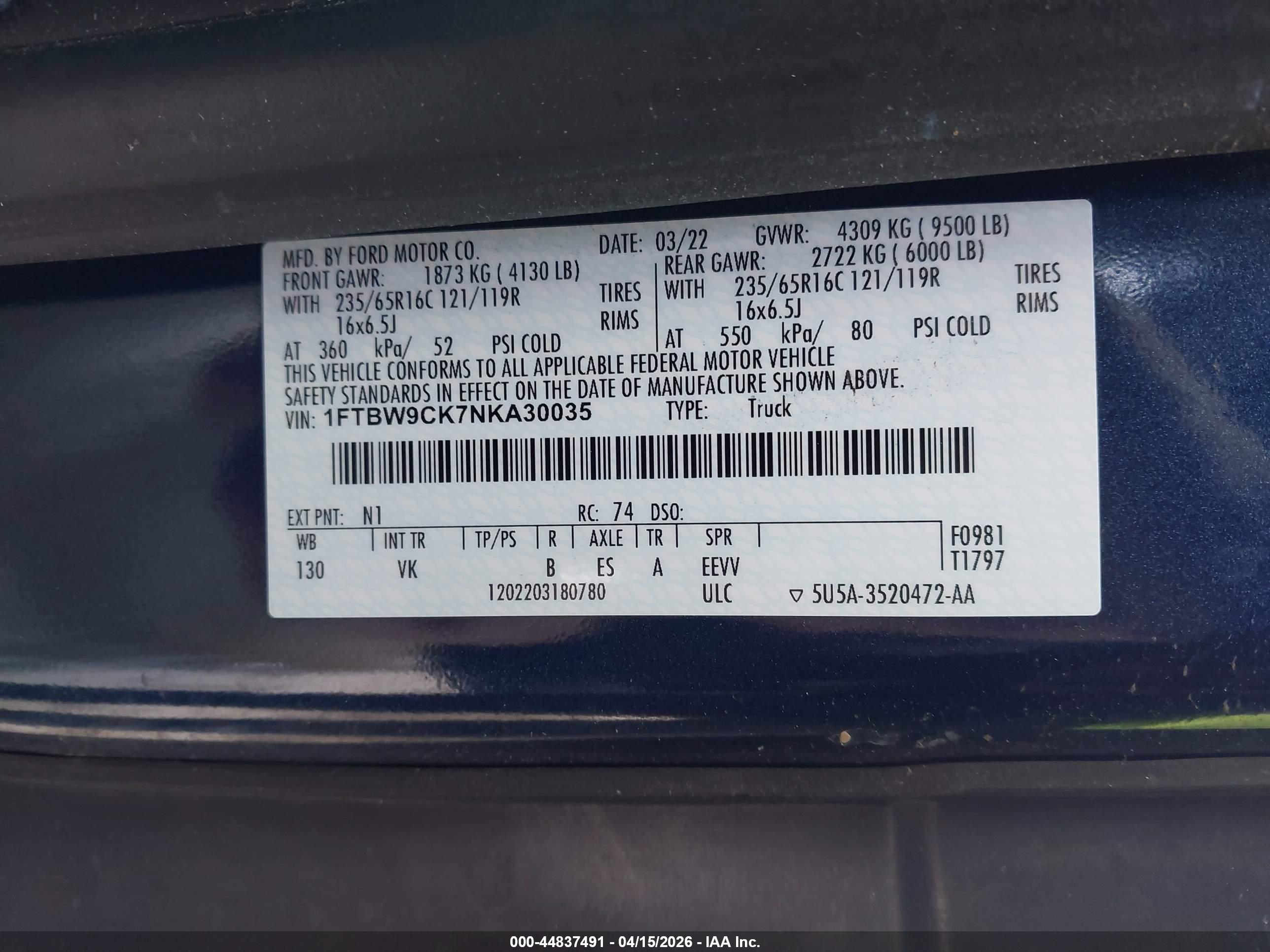 FORD E-TRANSIT-350 image 9