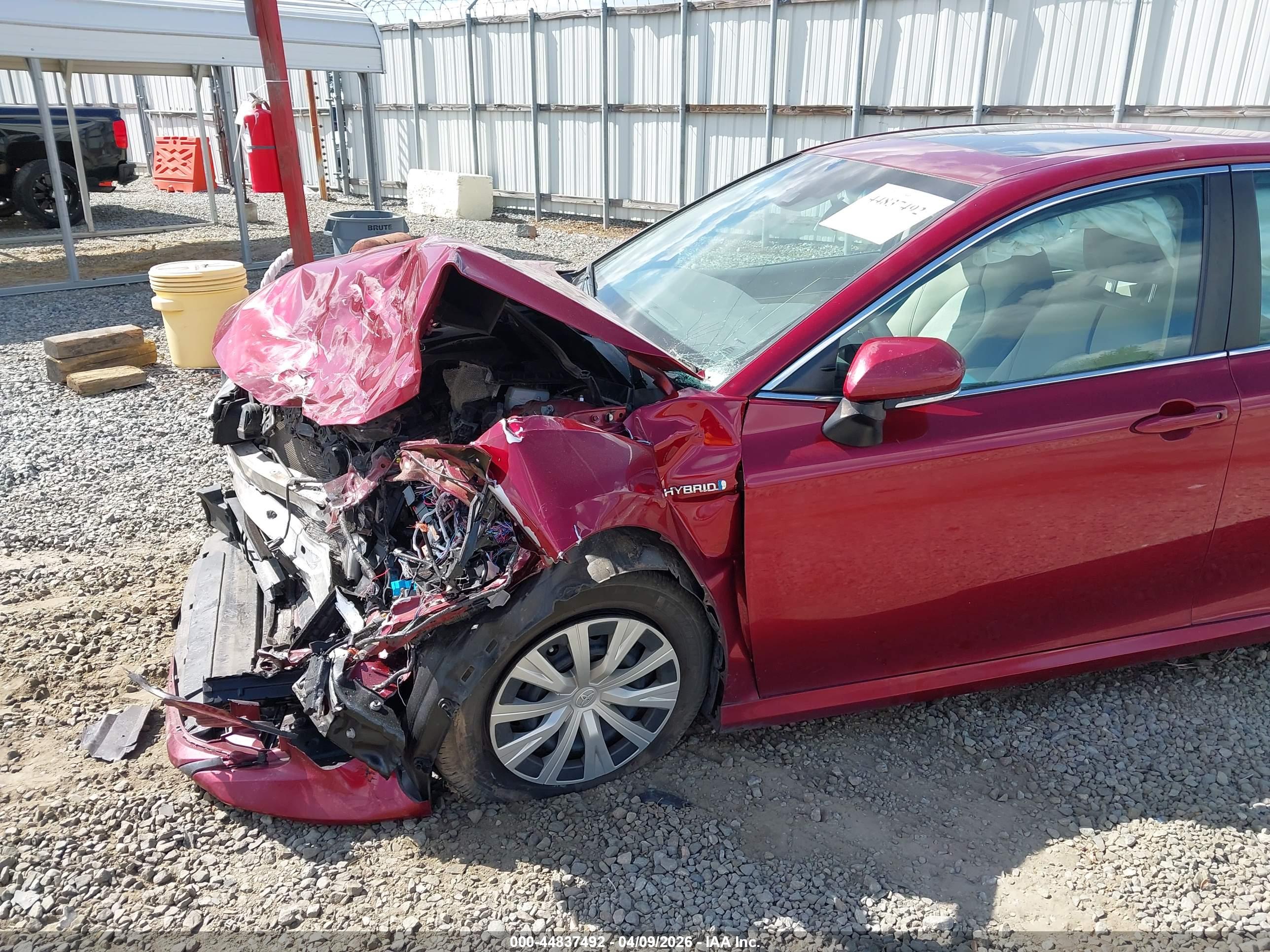 TOYOTA CAMRY image 6