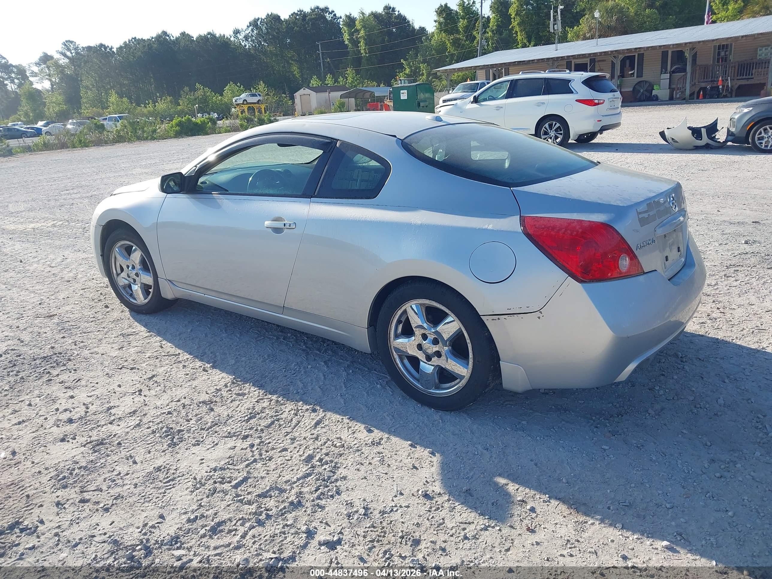 NISSAN ALTIMA image 3