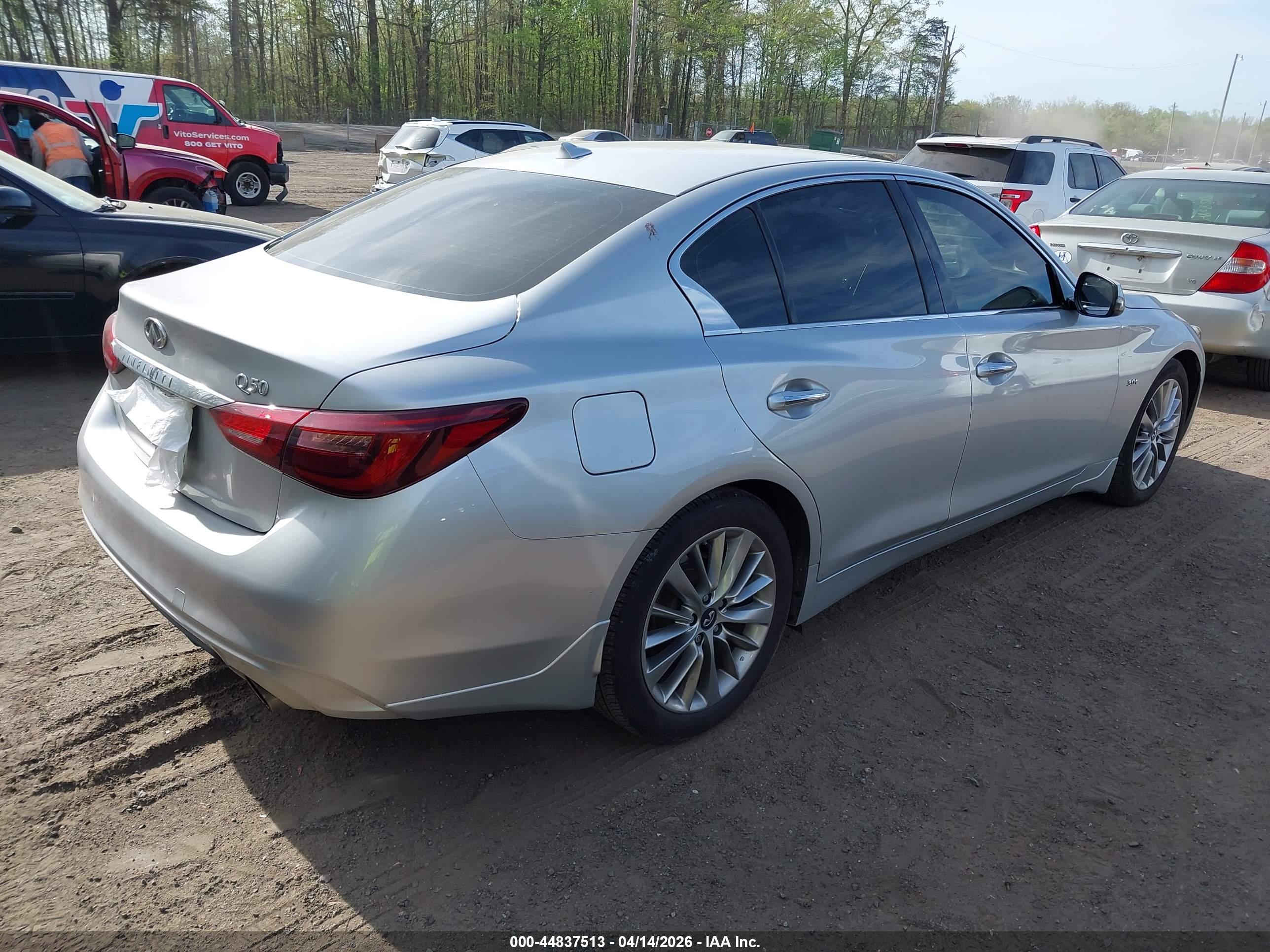 INFINITI Q50 image 4