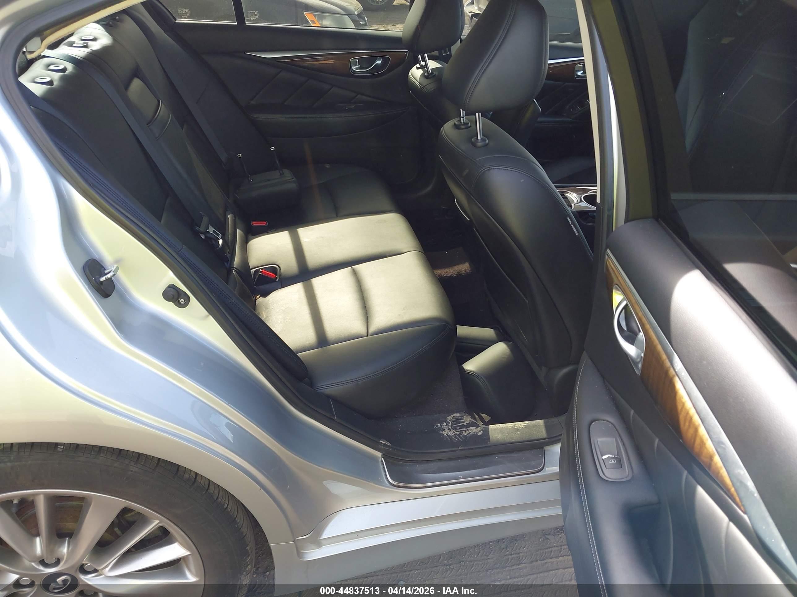 INFINITI Q50 image 8