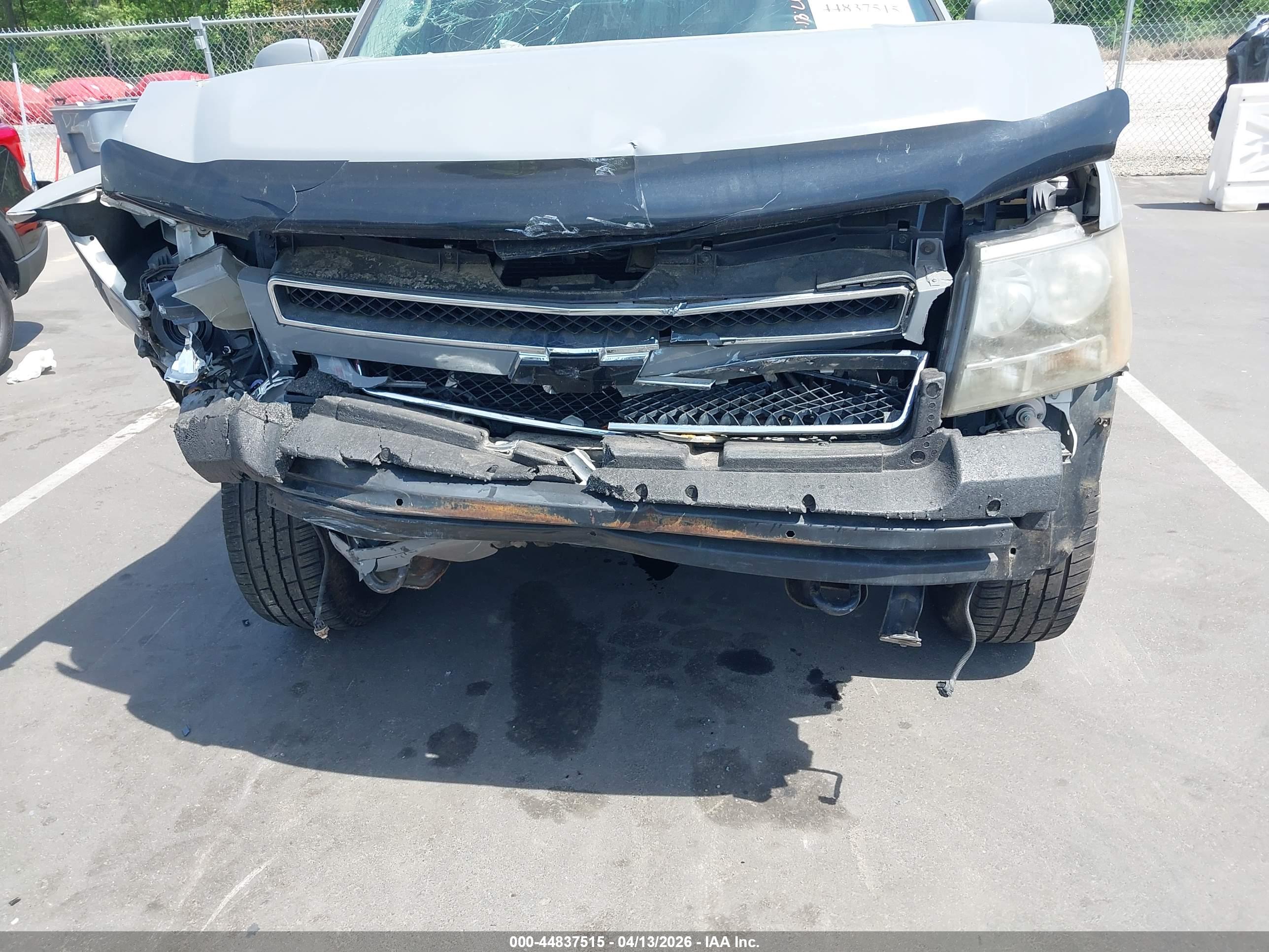 CHEVROLET AVALANCHE image 6