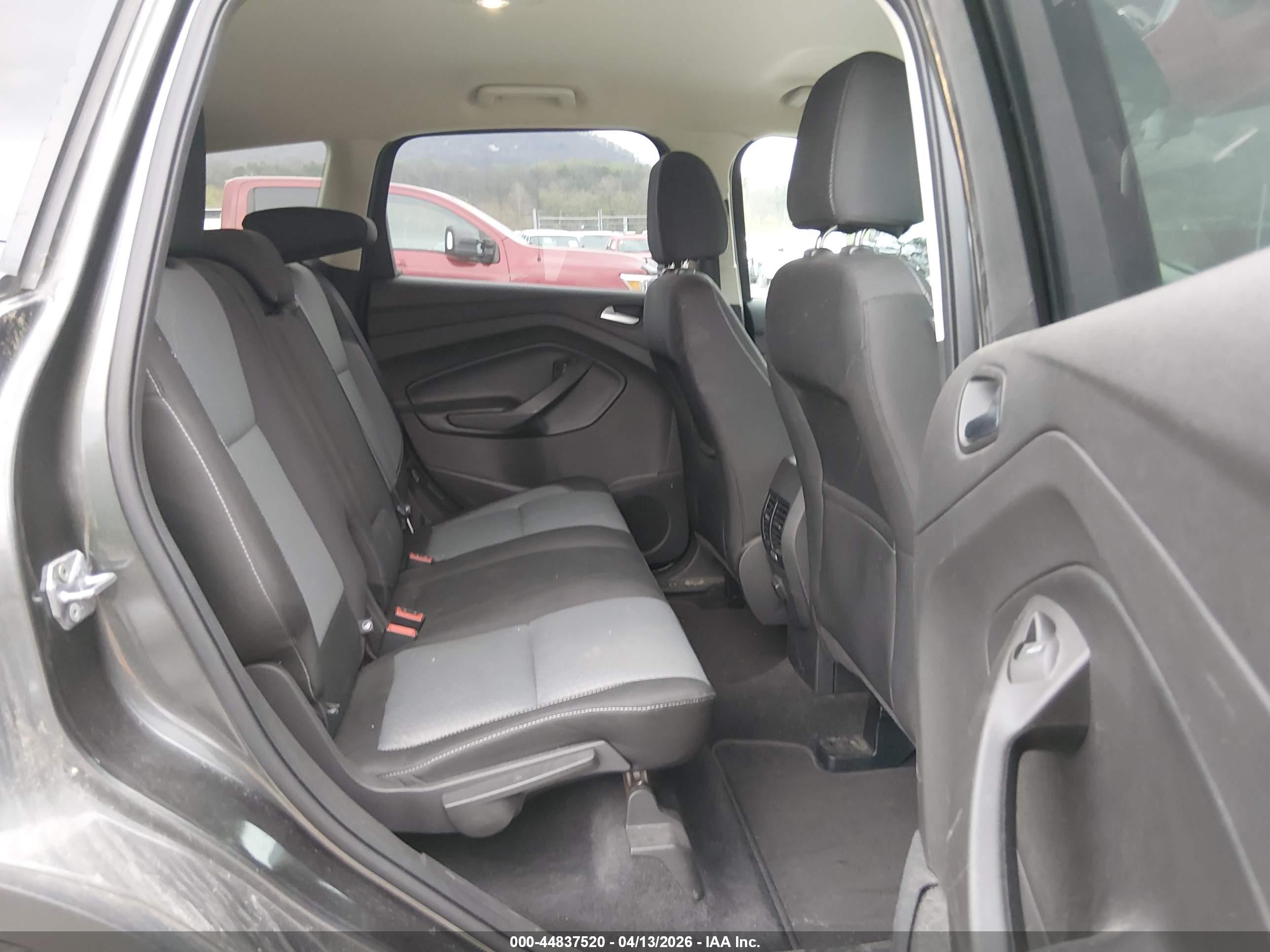 FORD ESCAPE image 8