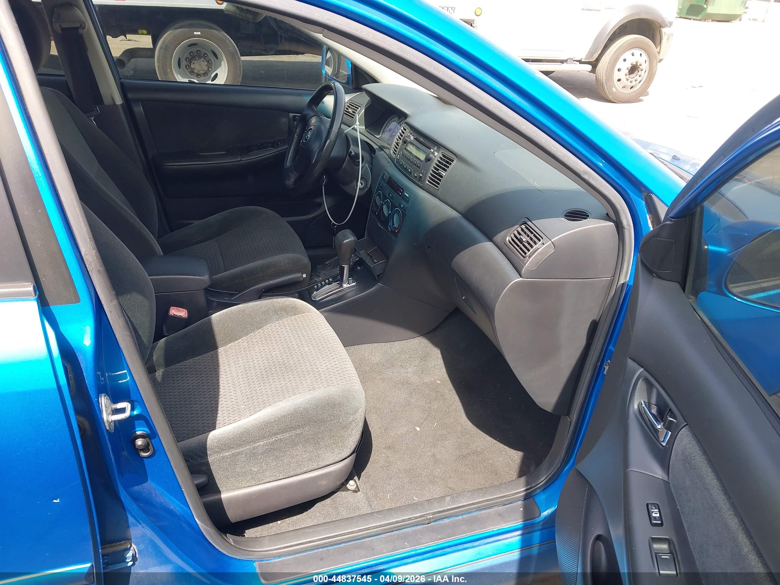 TOYOTA COROLLA image 5