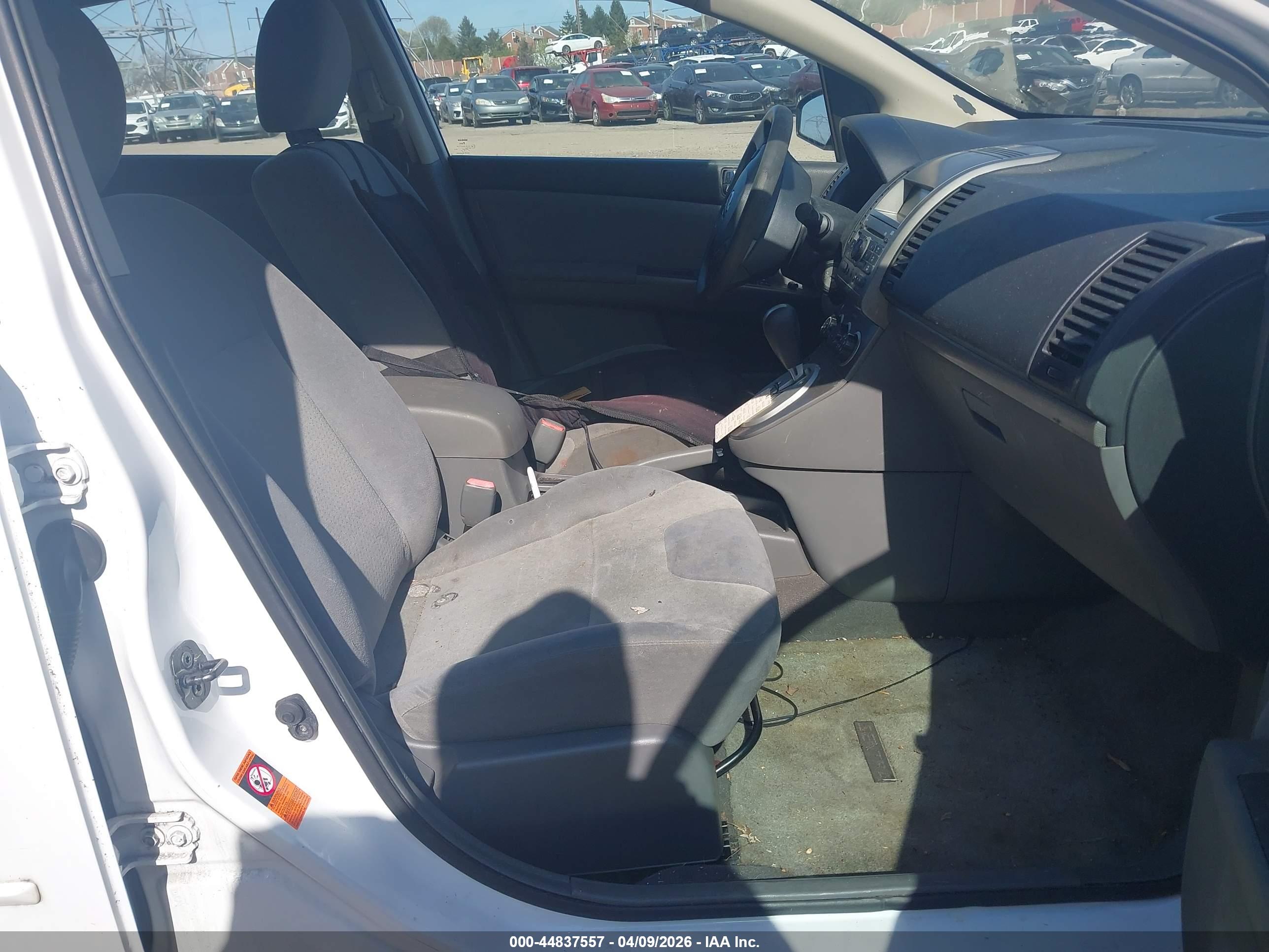 NISSAN SENTRA image 5
