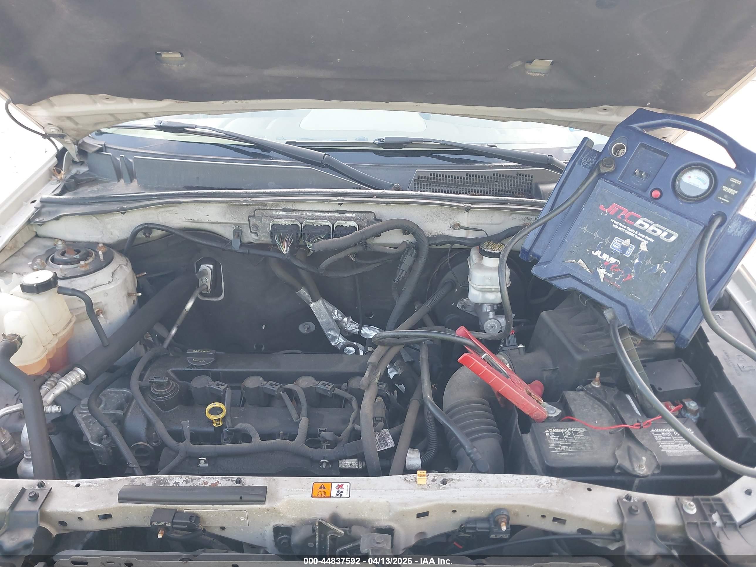 FORD ESCAPE image 10