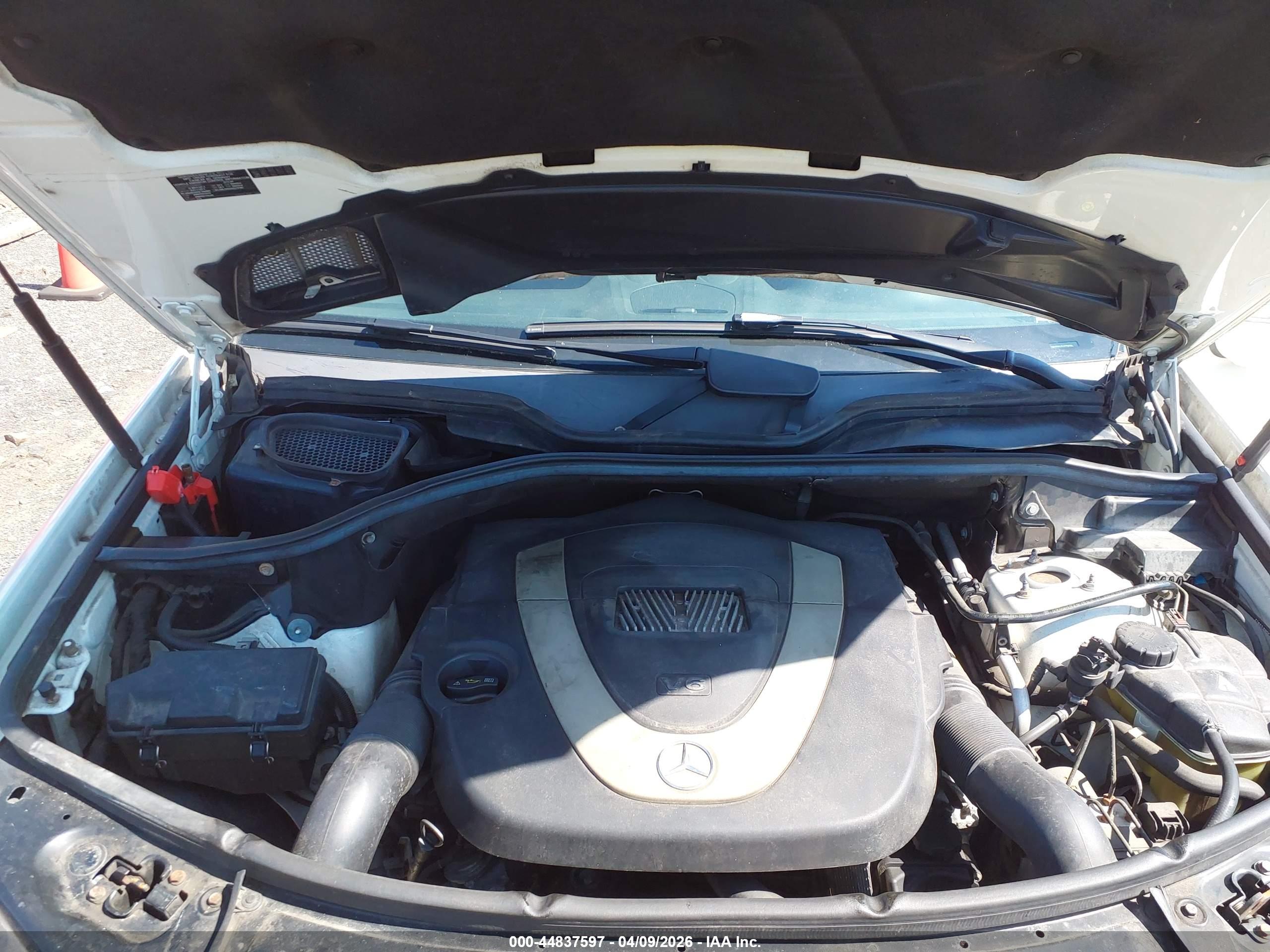 MERCEDES-BENZ ML image 10