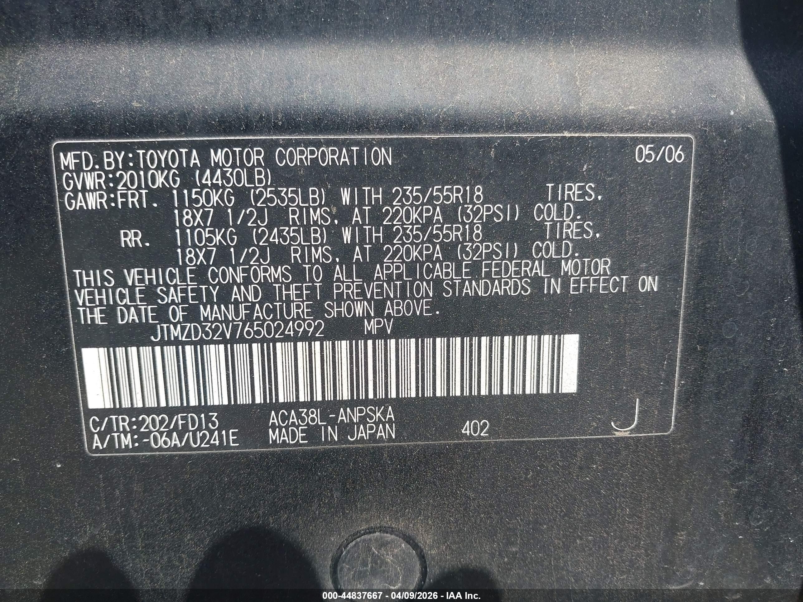 TOYOTA RAV4 image 9
