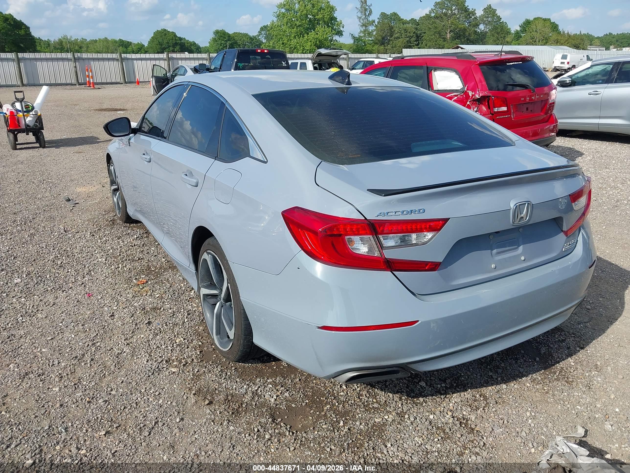HONDA ACCORD image 3