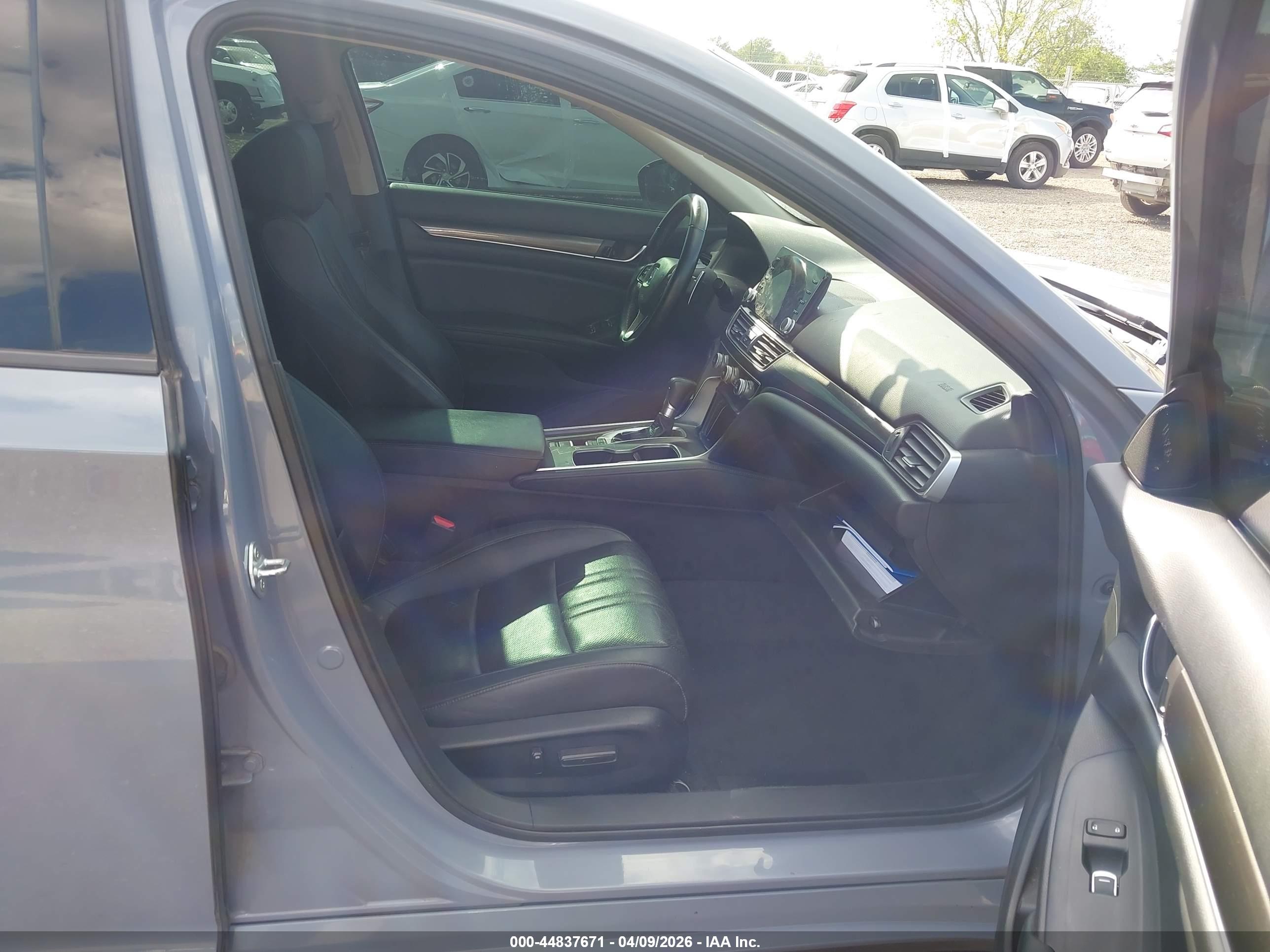 HONDA ACCORD image 5