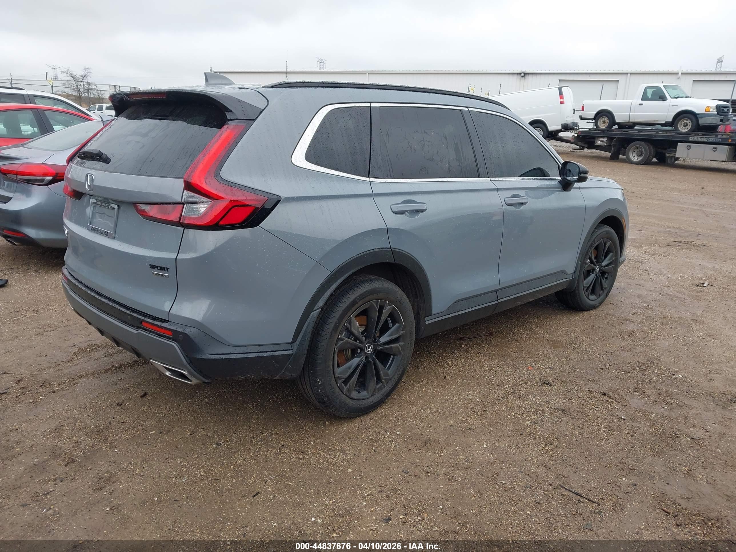 HONDA CR-V image 4