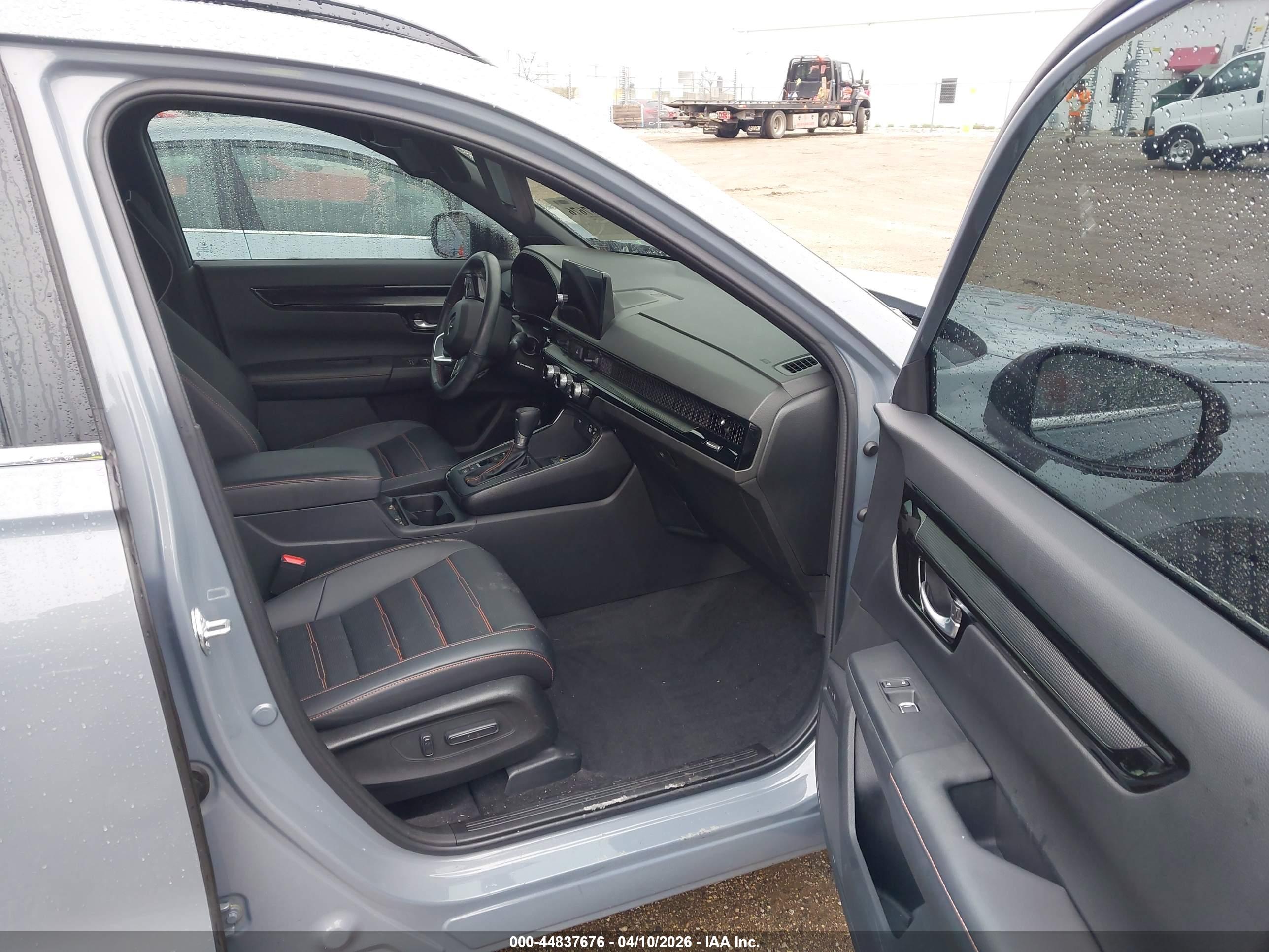 HONDA CR-V image 5