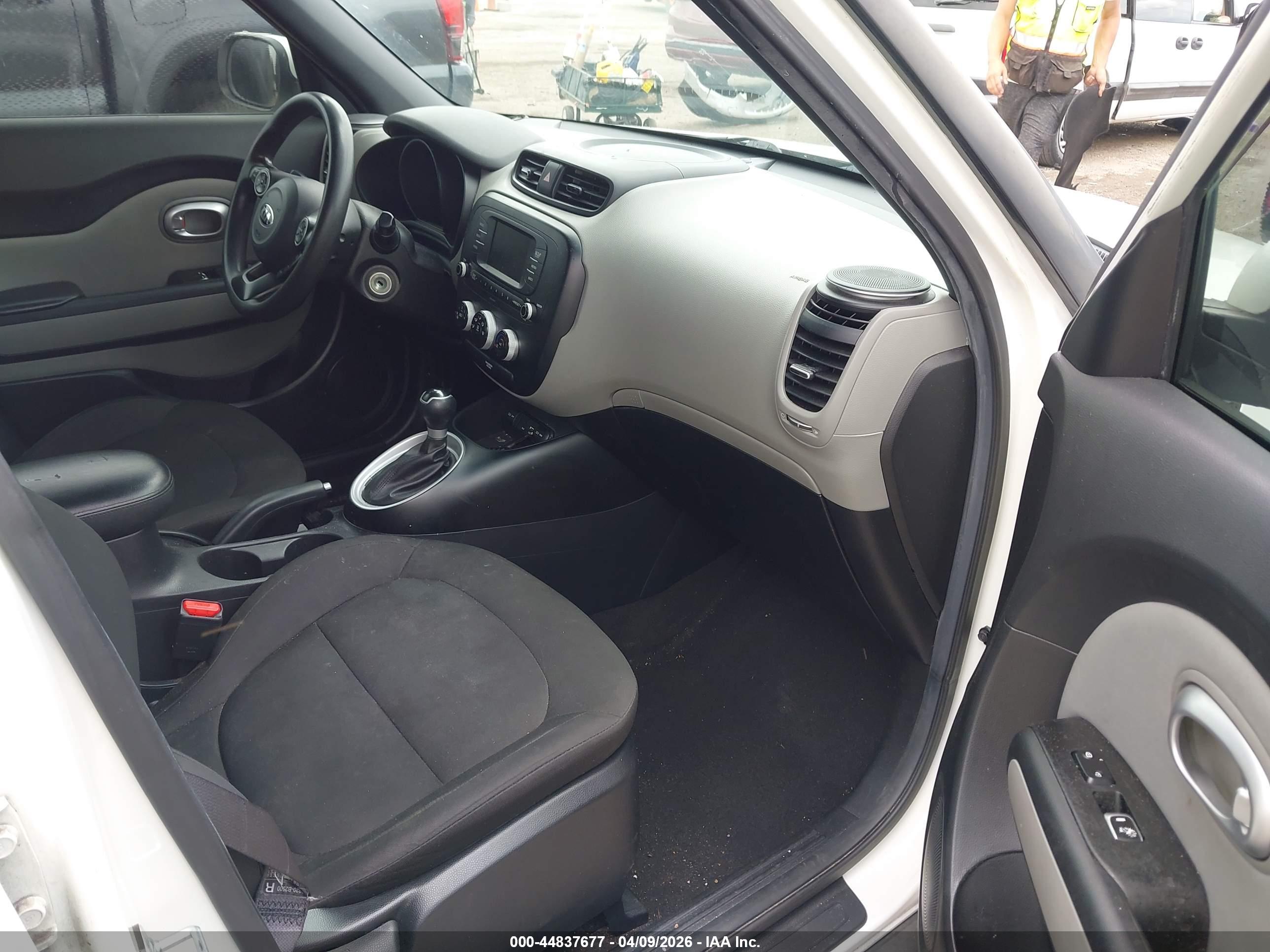 KIA SOUL image 5