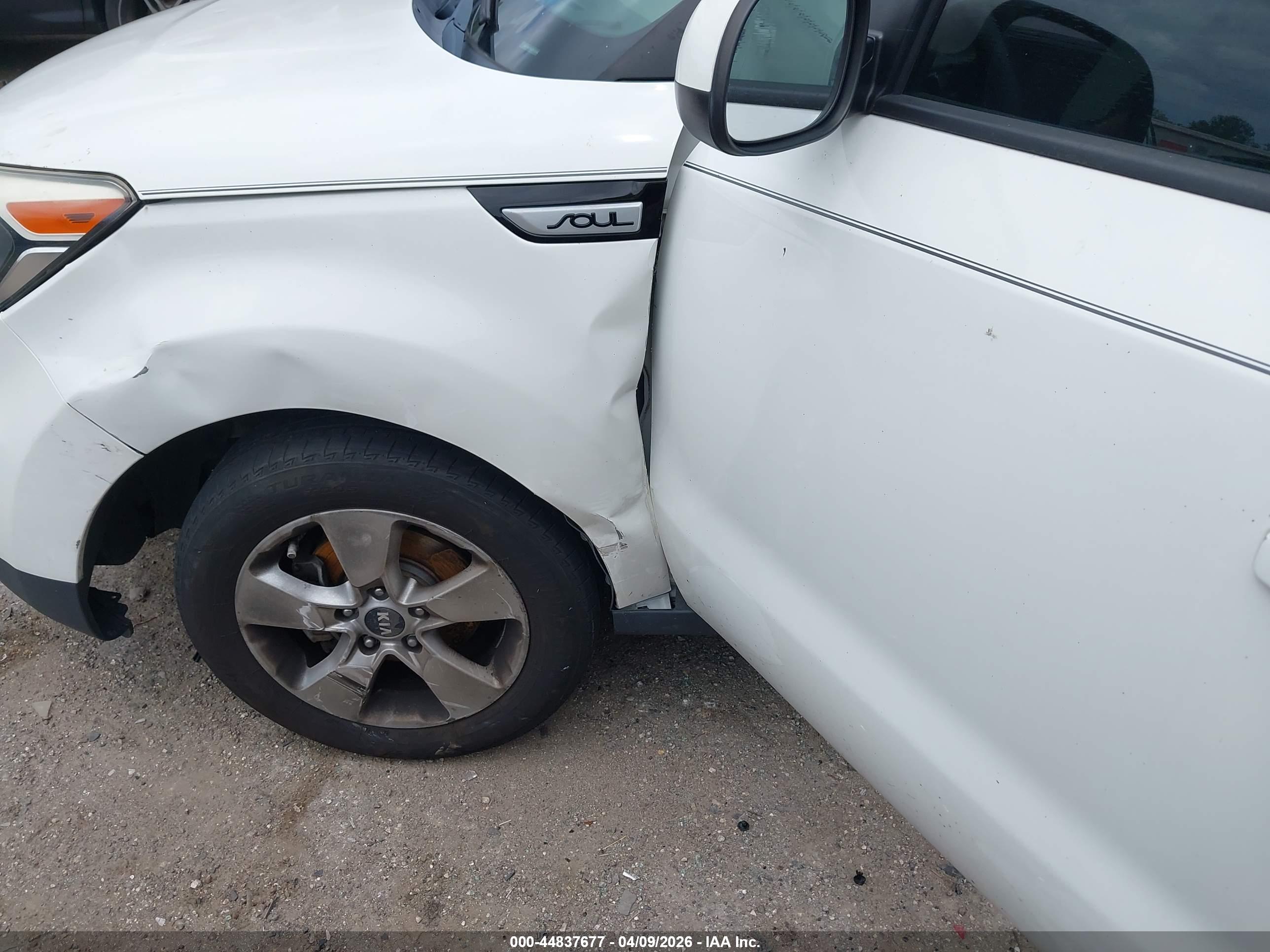 KIA SOUL image 6