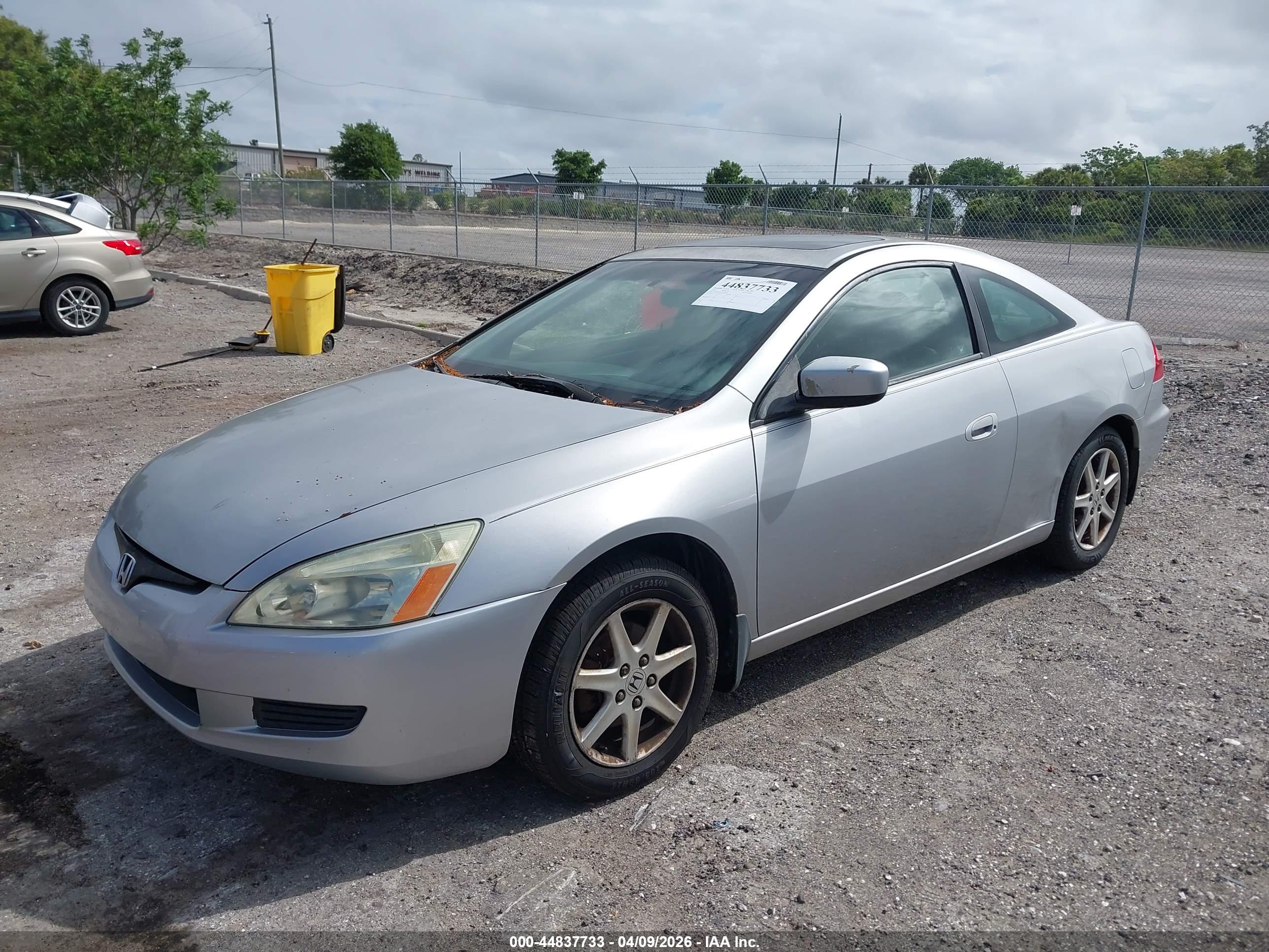 HONDA ACCORD image 2