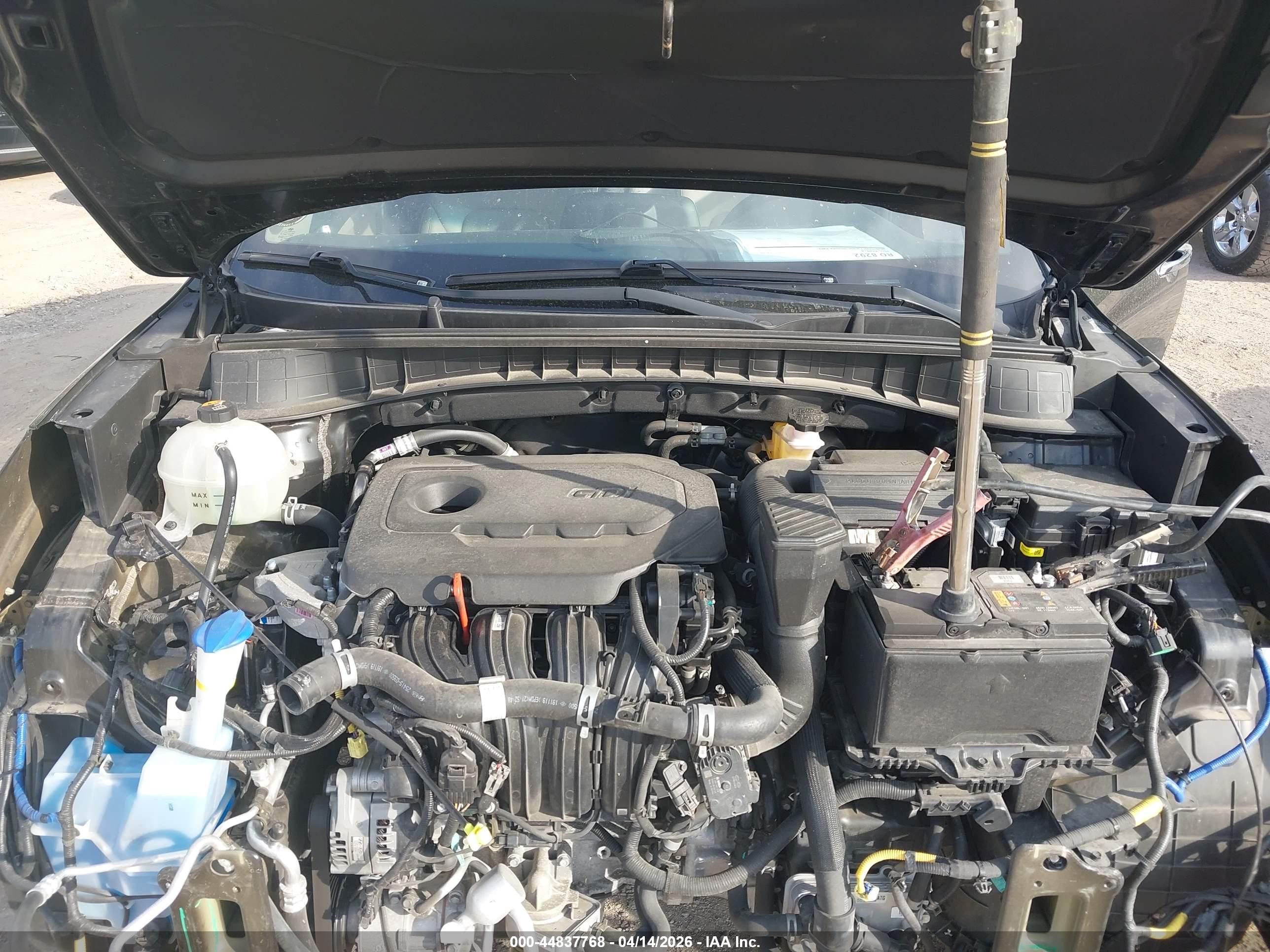 HYUNDAI TUCSON image 10
