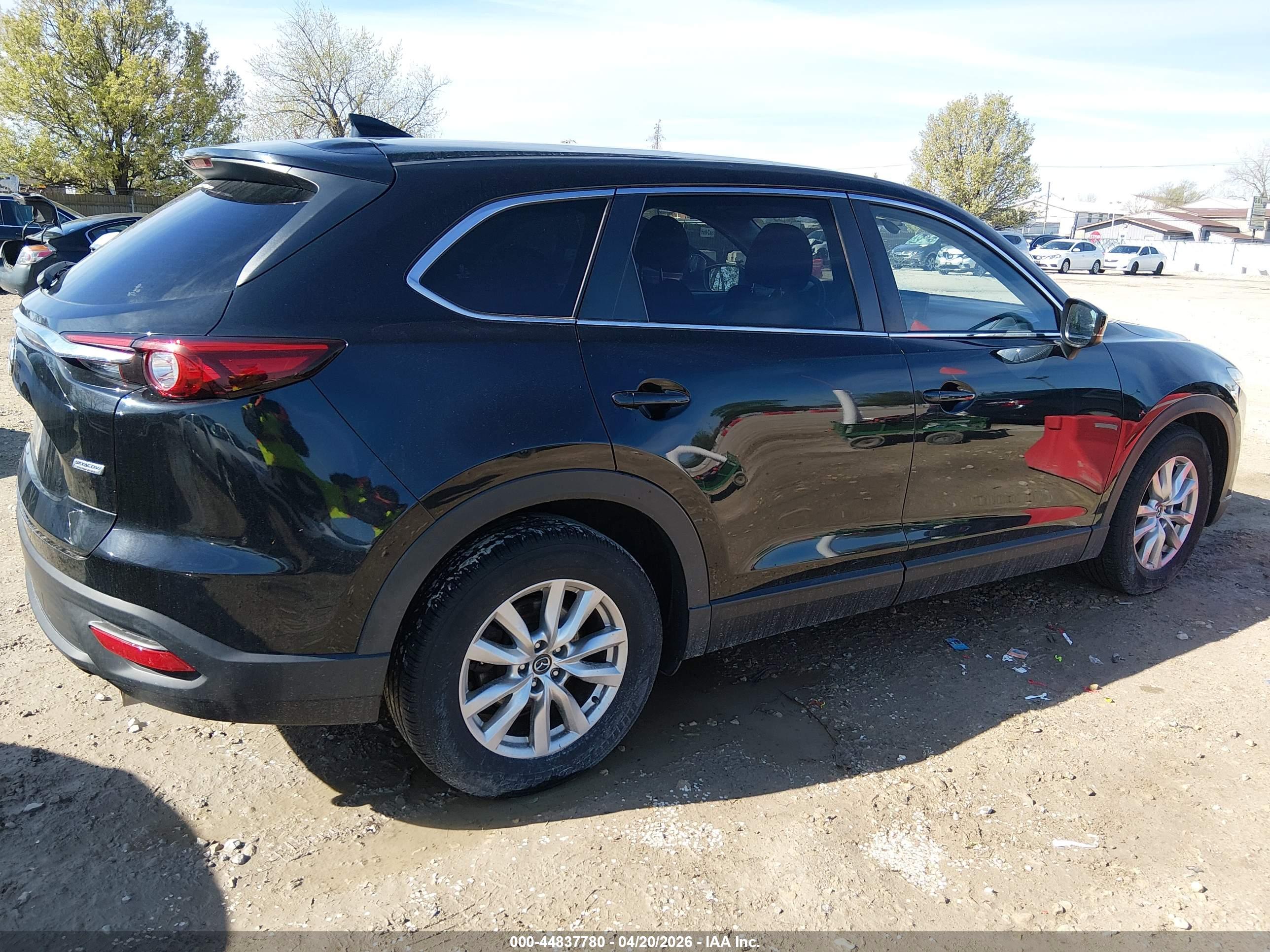 MAZDA CX-9 image 4