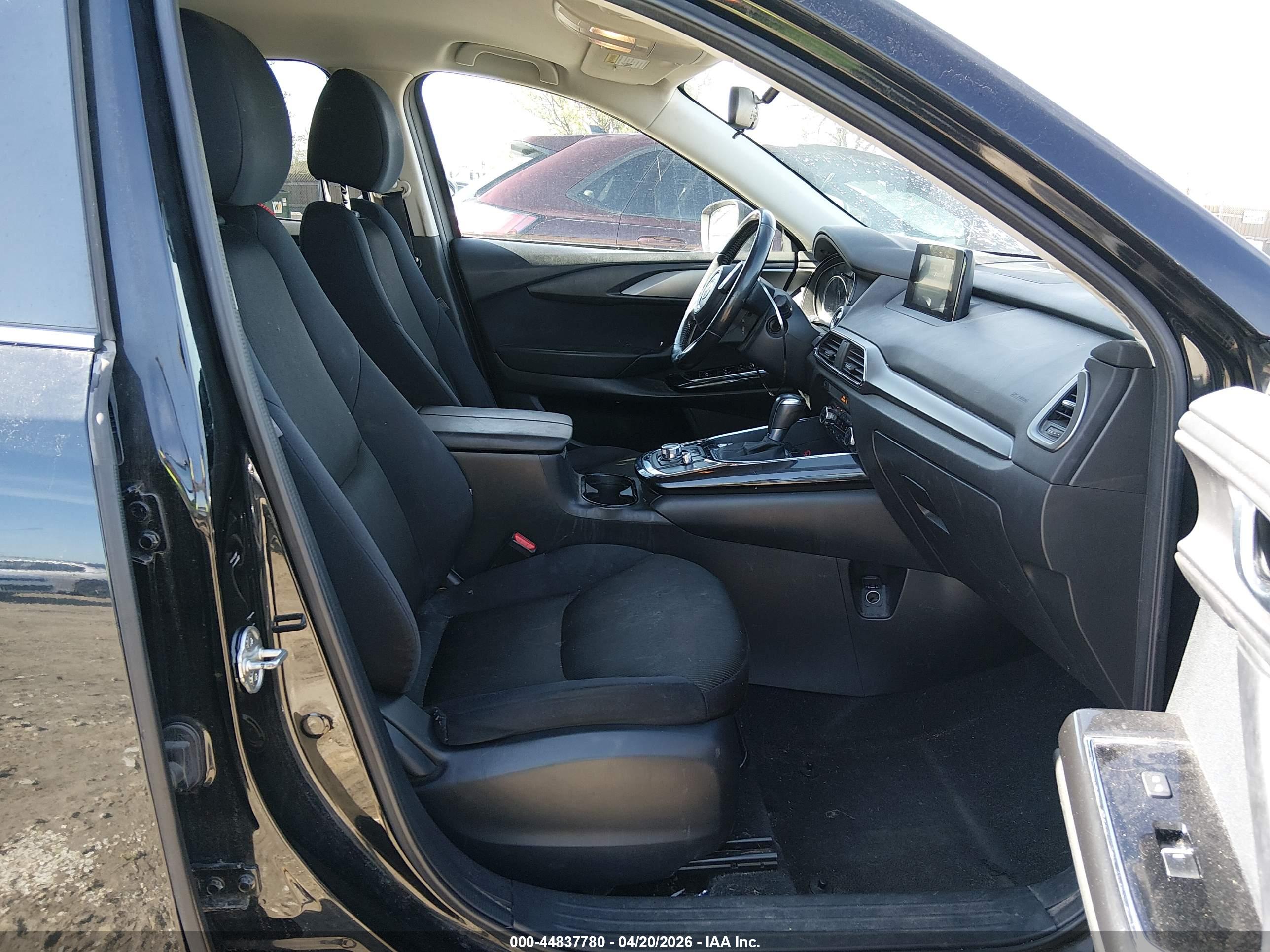 MAZDA CX-9 image 5