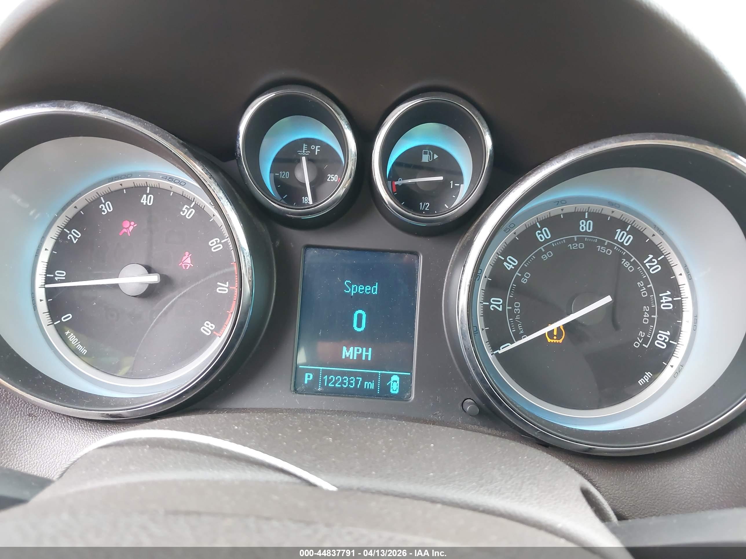 BUICK VERANO image 7