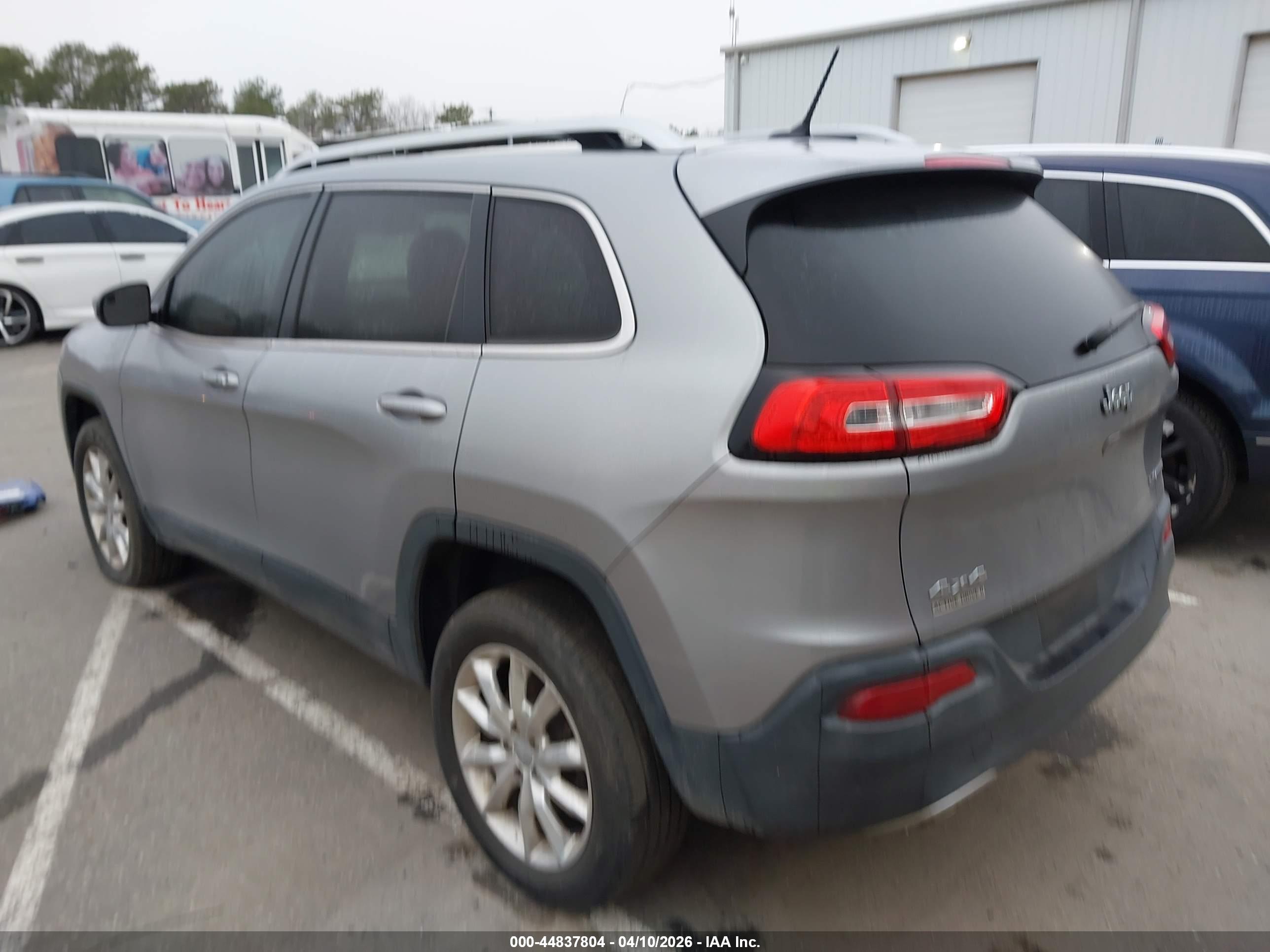 JEEP CHEROKEE image 3