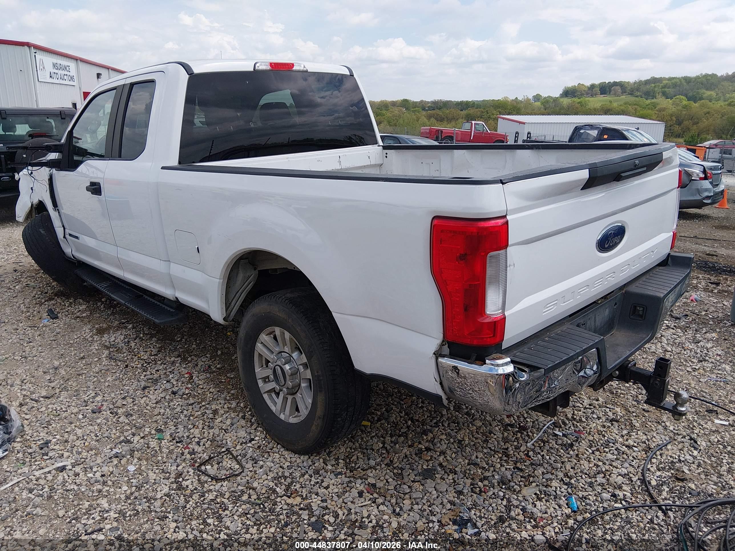 FORD F-250 image 3