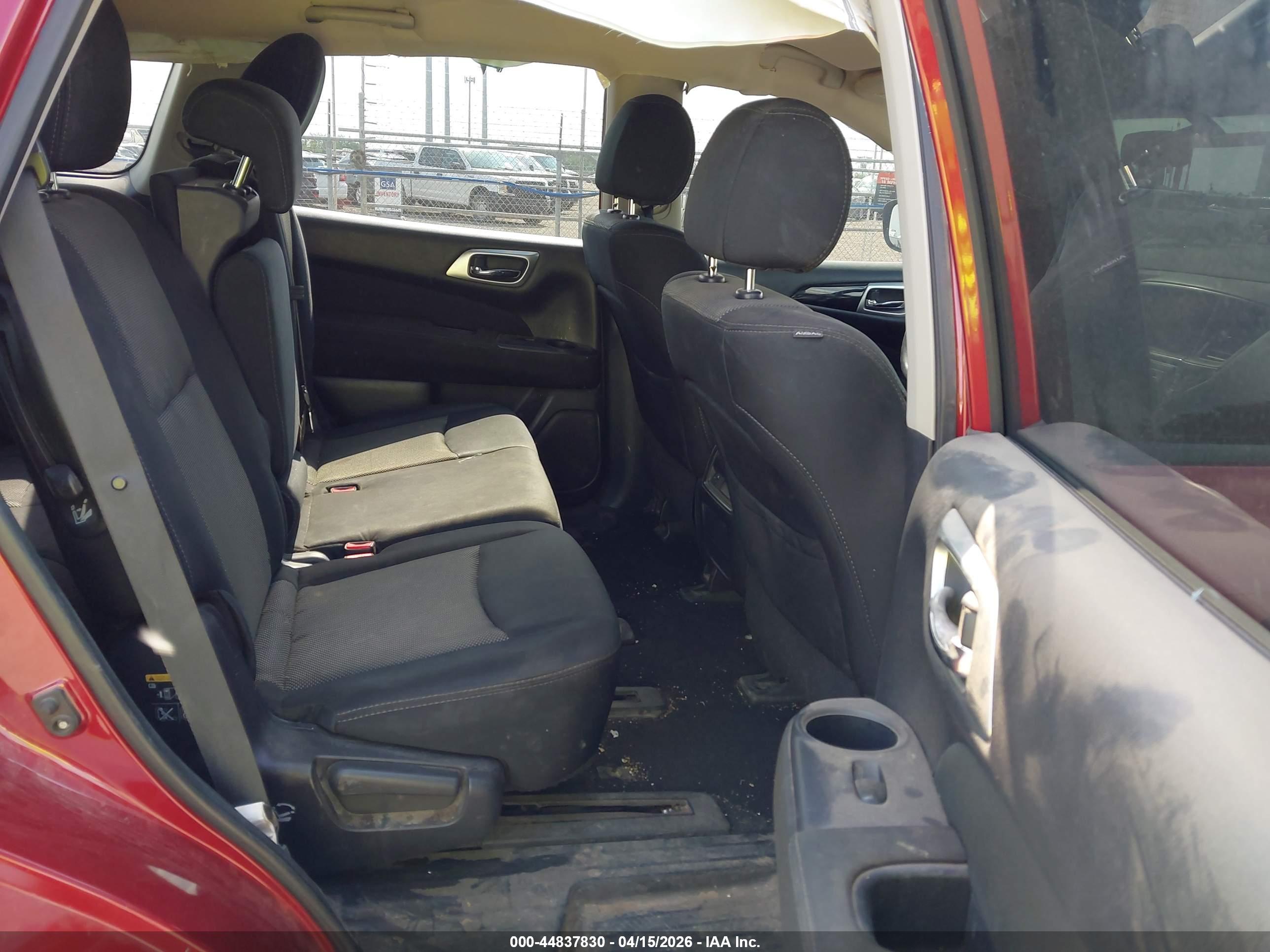 NISSAN PATHFINDER image 8