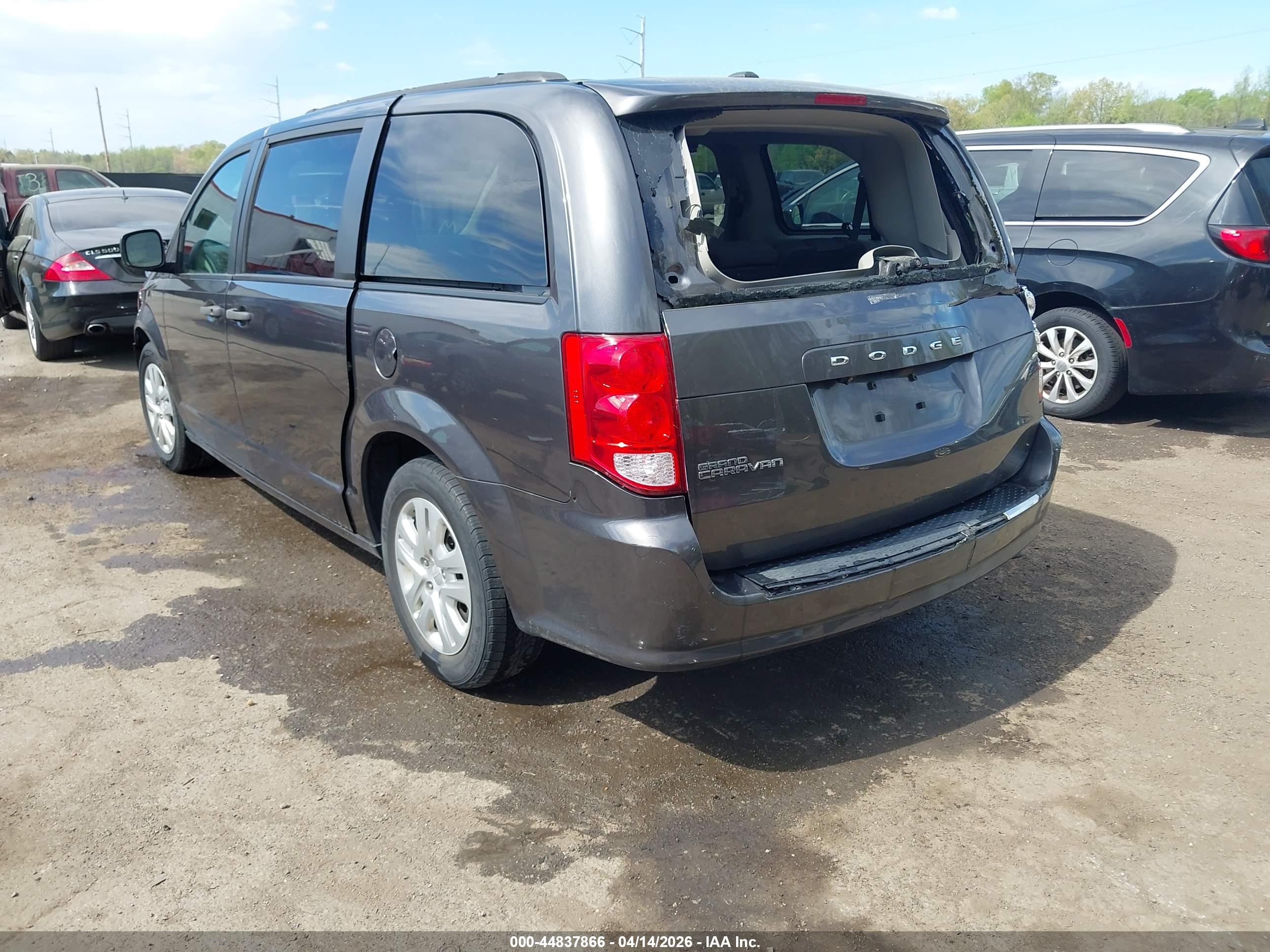 DODGE GRAND image 3
