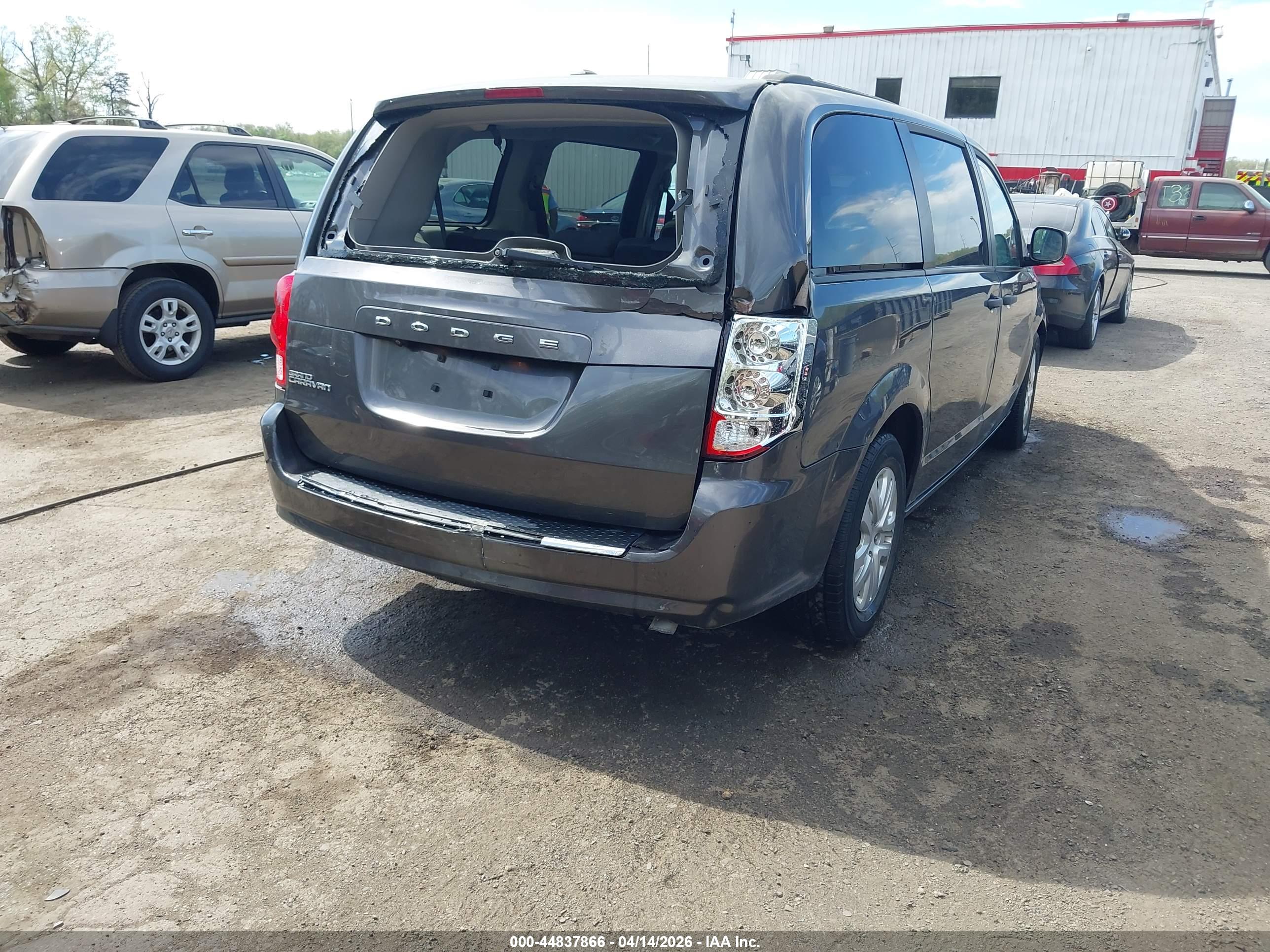 DODGE GRAND image 4