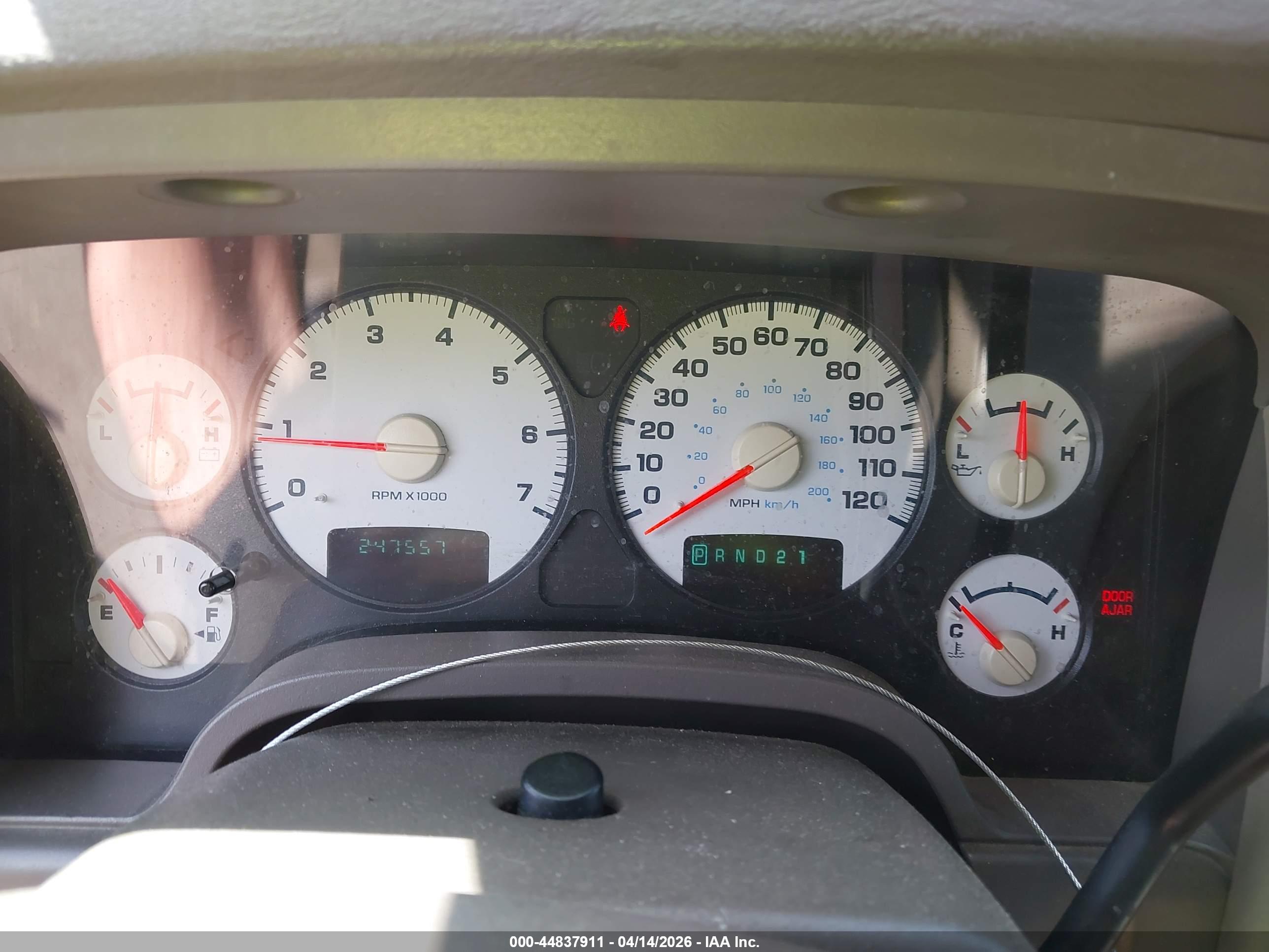 DODGE RAM image 7