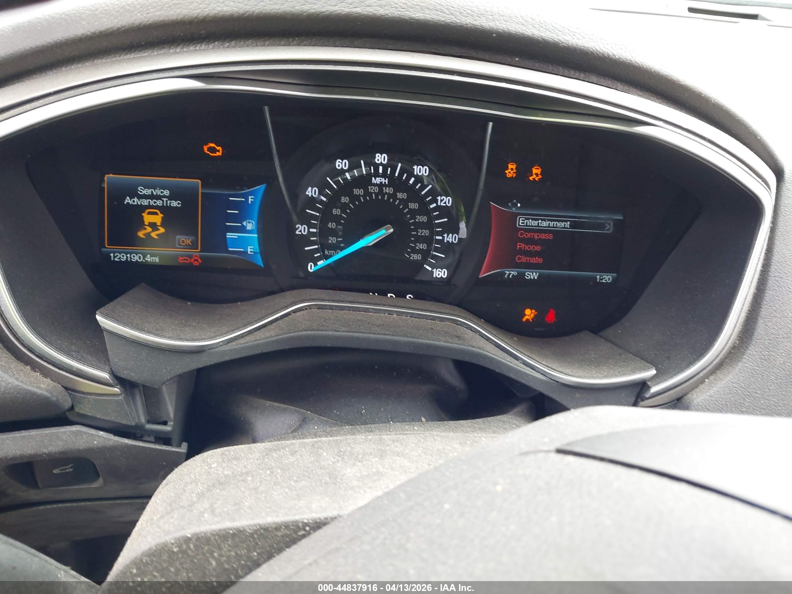 FORD FUSION image 7
