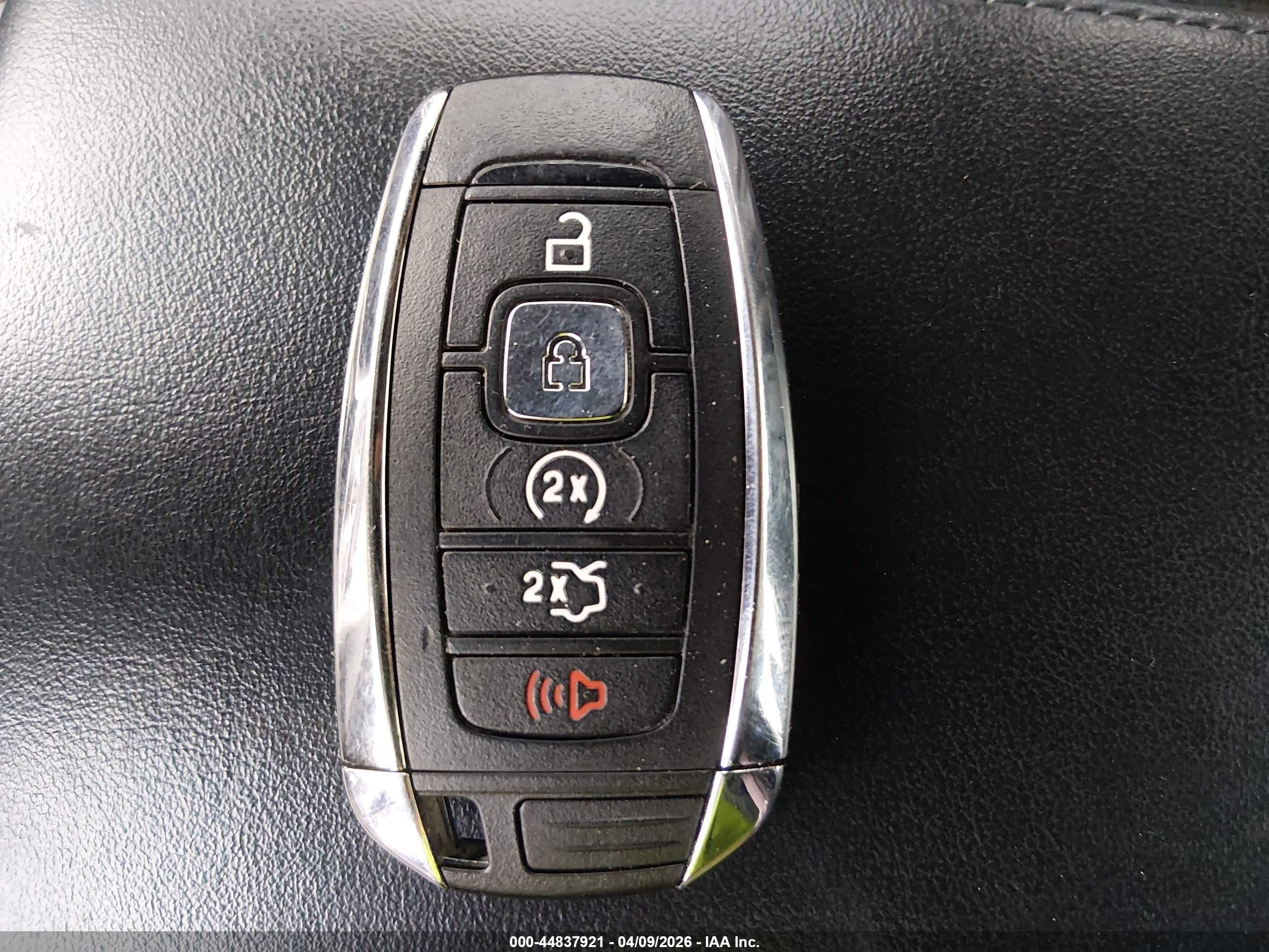 LINCOLN MKZ image 11