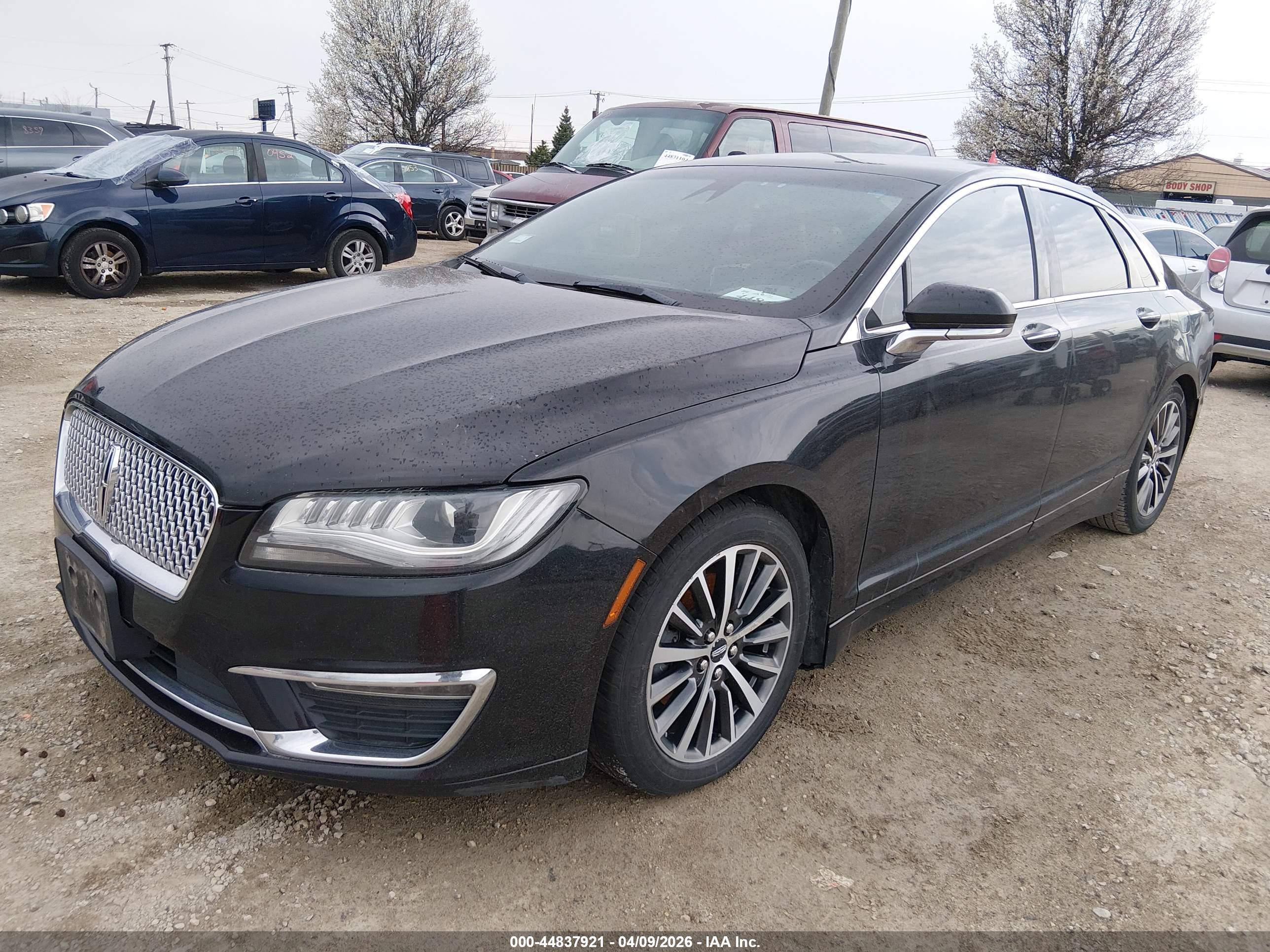 LINCOLN MKZ image 2